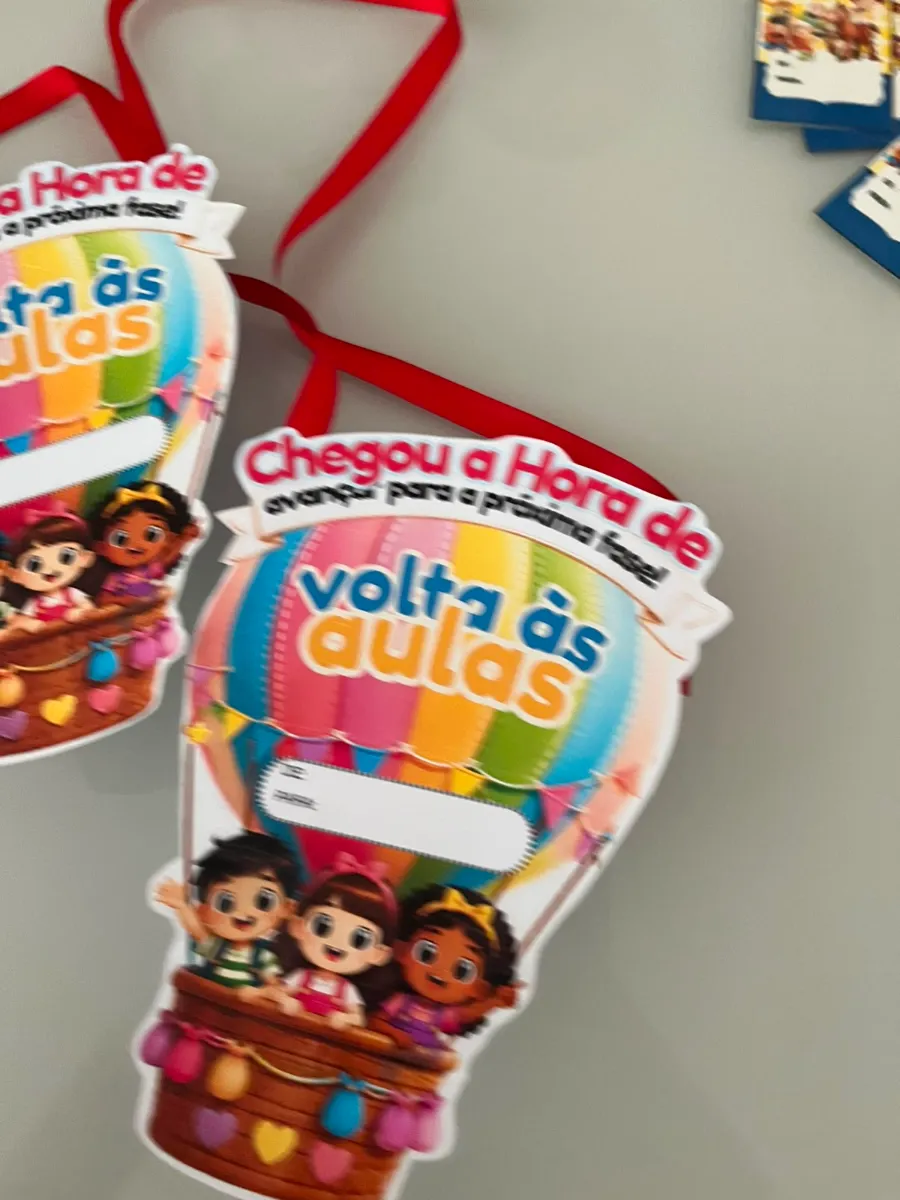 Lembrancinha Volta às Aulas - Ensino Fundamentall — amostra 3: Nossa plaquinha do balão é a lembrança perfeita para…