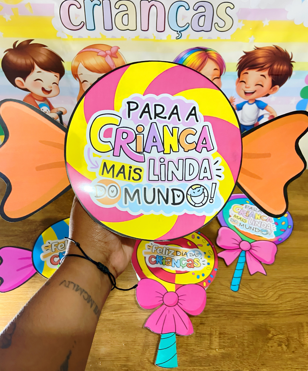 Lembrancinhas de Dia das Crianças para imprimir — amostra 1: Um mimo pronto para preparar e entregar à turma
