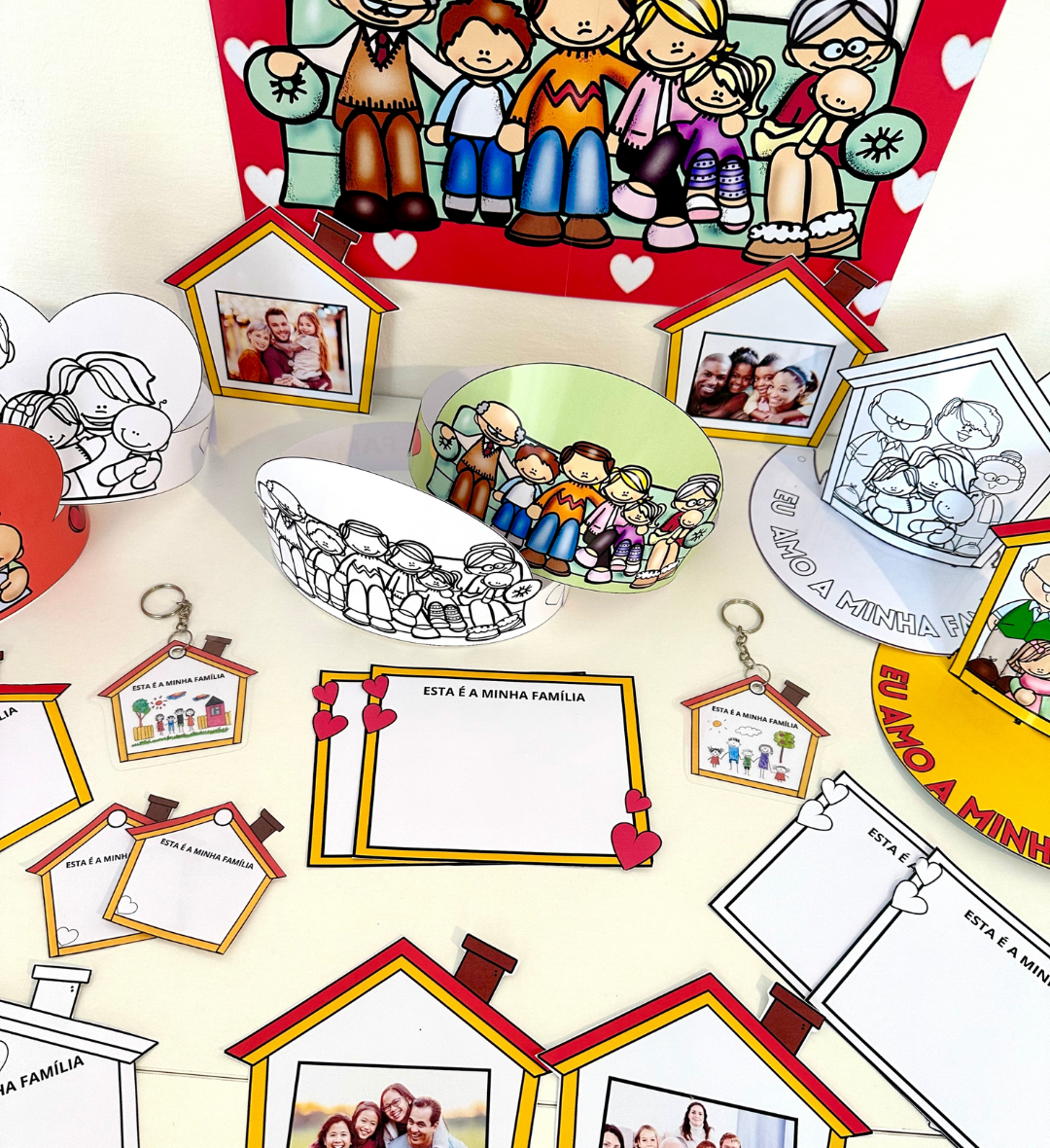 Lembrancinhas Dia da Família: Kit em PDF com Moldura — amostra 5: Trabalhe o Dia da Família na Educação Infantil com um kit…