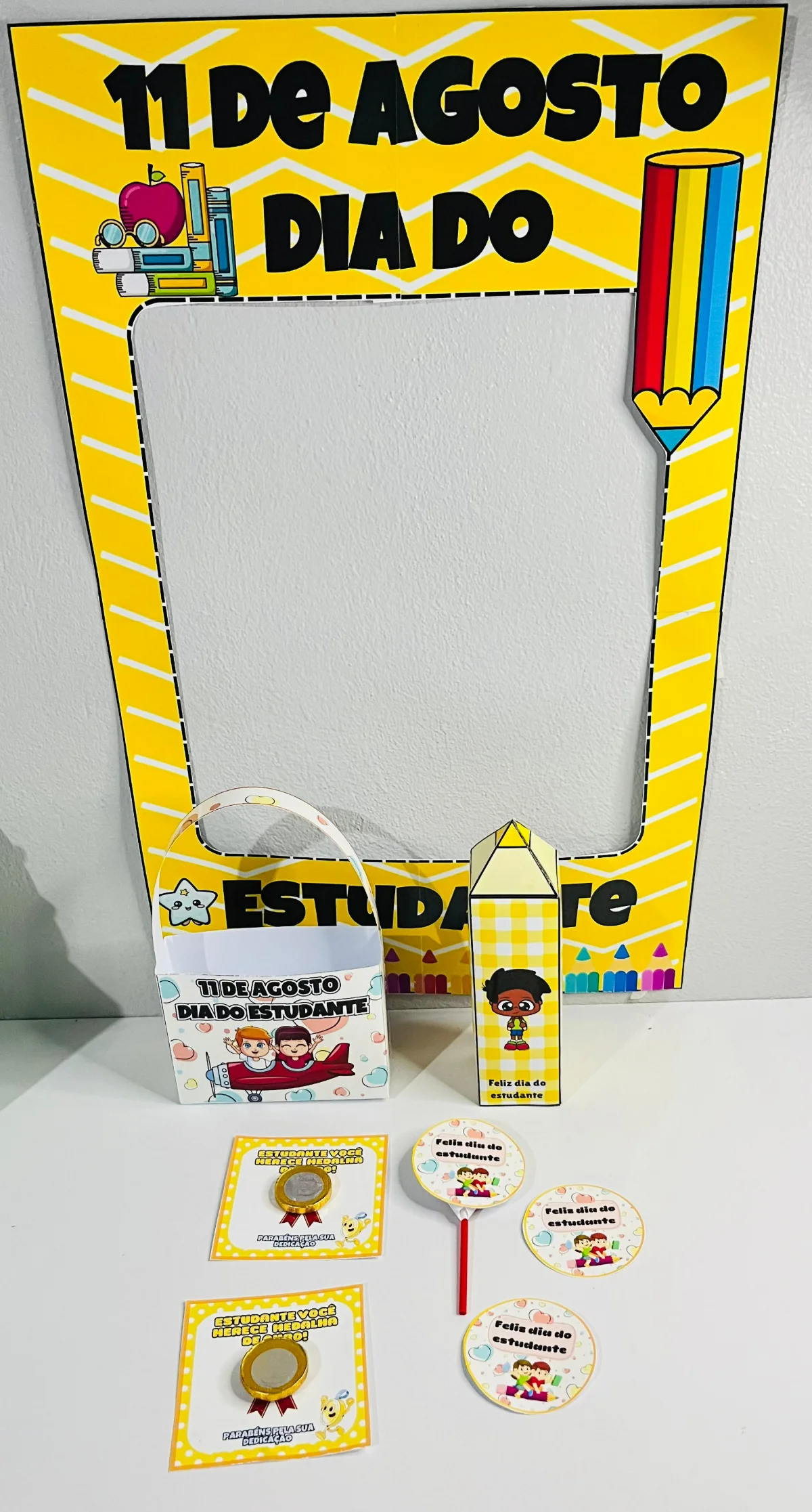 Lembrancinhas – Dia do Estudante – PDF para Imprimir — Planners e organização para Educação Infantil: Celebre o Dia do…