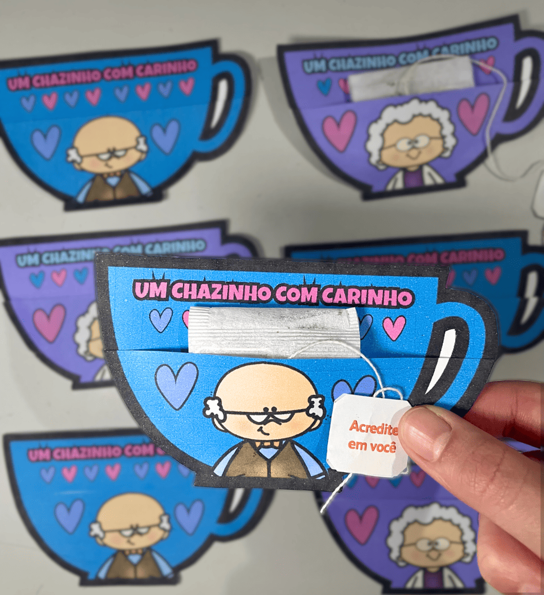 Lembrancinhas Dia dos Avós: Cartões e Porta-Chazinho em PDF — amostra 3: Como usar em sala de aula