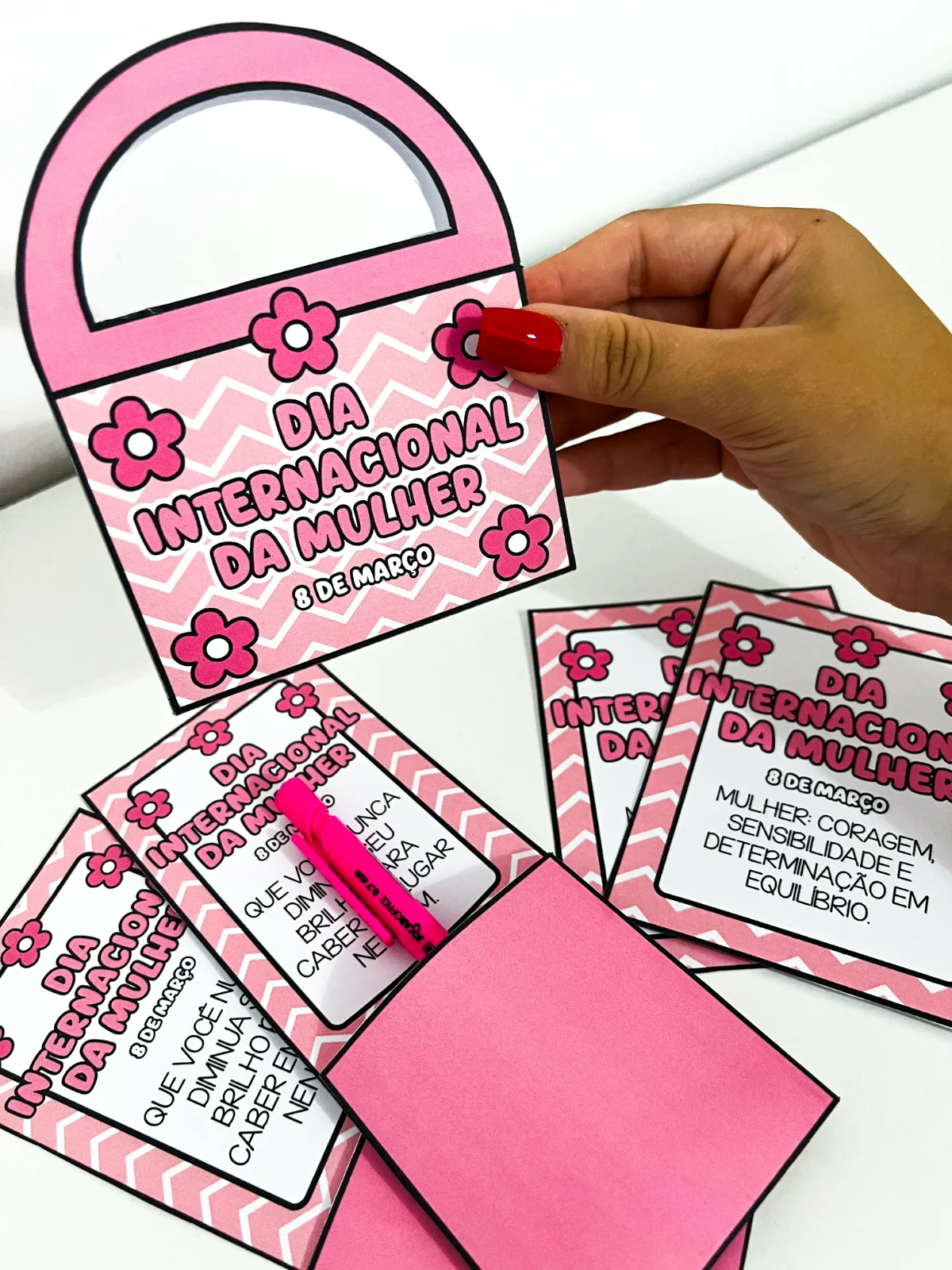 Lembrancinhas Dia Internacional da Mulher — capa do material