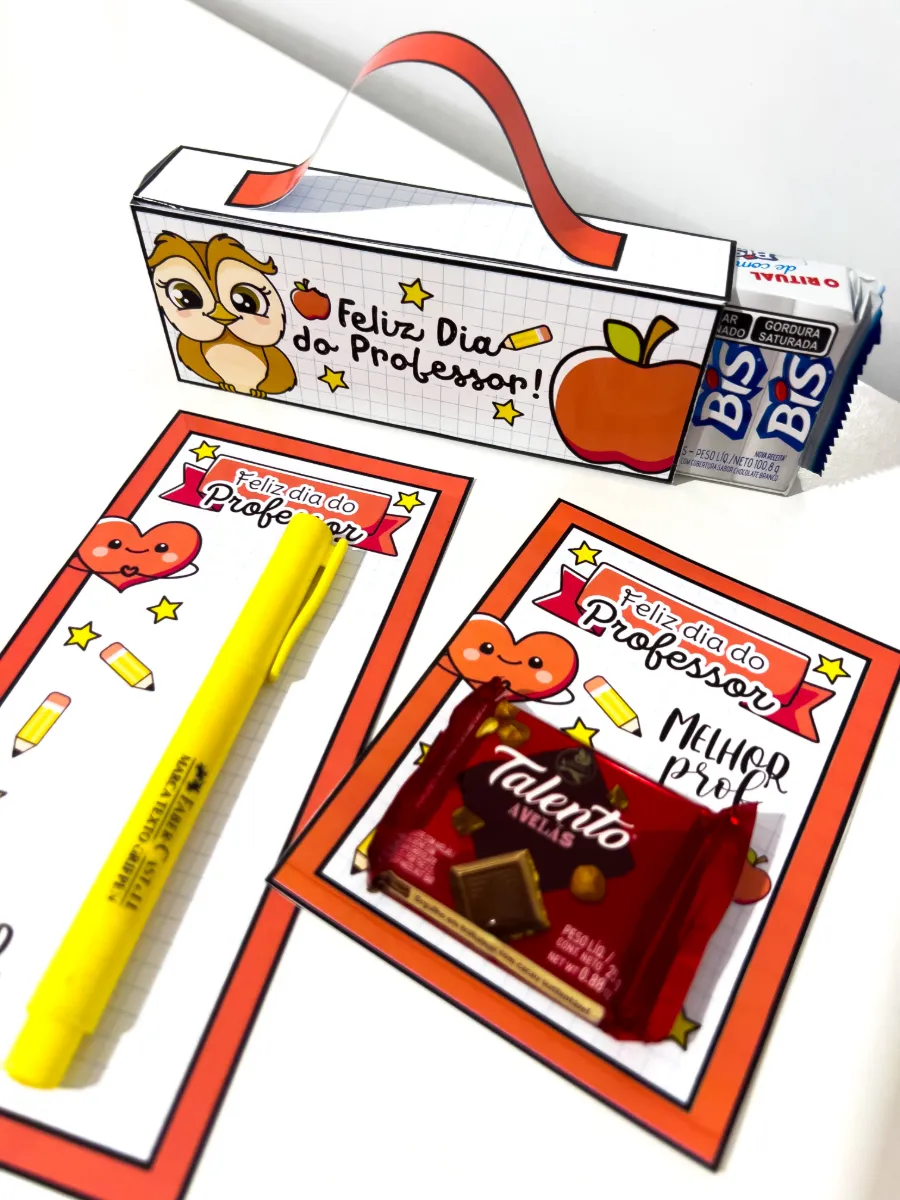 Lembrancinhas para o Dia dos Professores – Kit com Porta-Chocolate, Porta-Bis e Porta-Caneta — amostra 3: Uma homenagem…