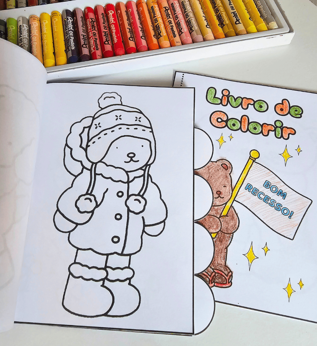 Livrinho de colorir Bom Recesso com imagens Bobbie Goods — amostra 2: O que vem no material