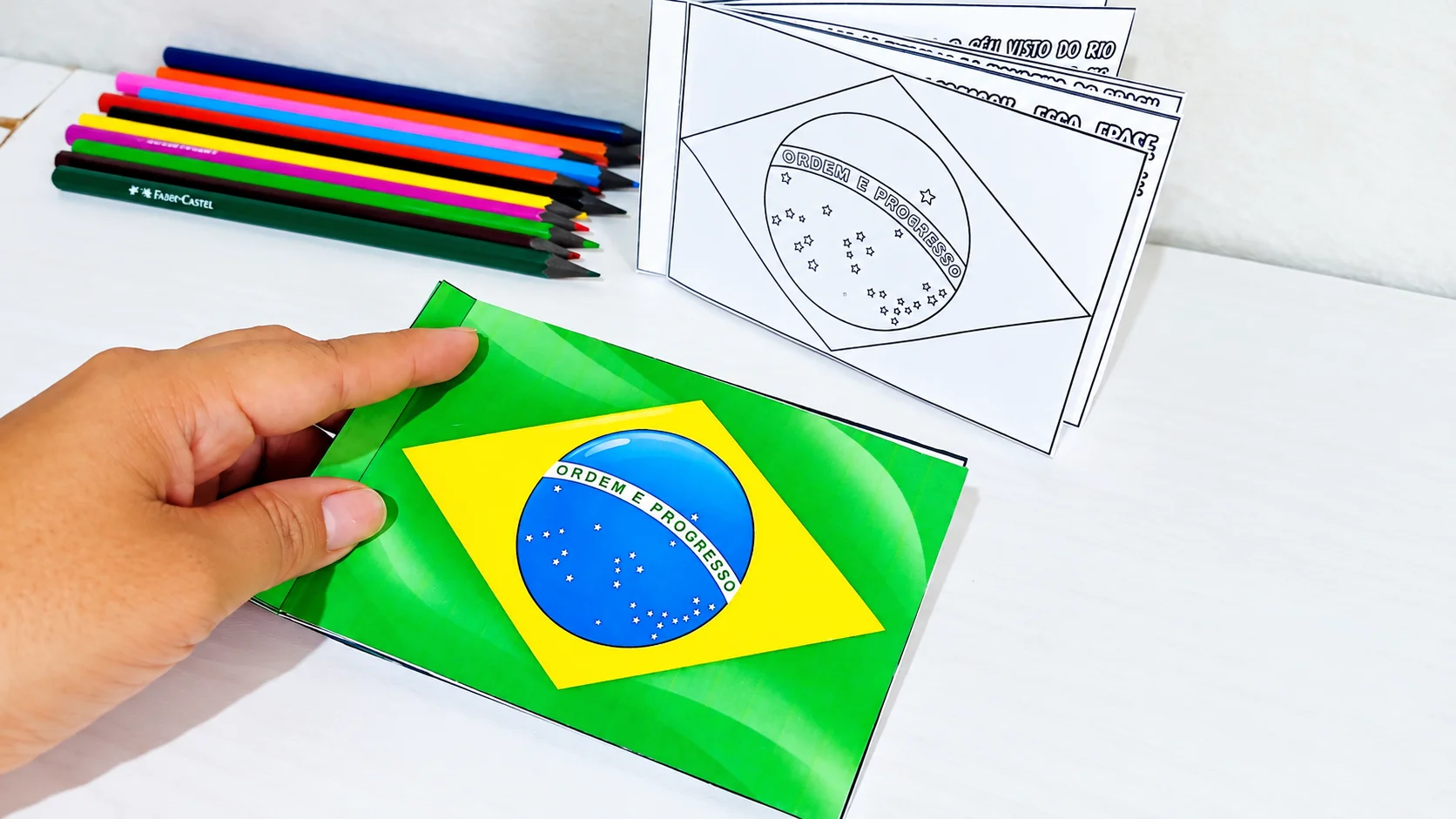 Livrinho Dia da Bandeira – 7 Páginas com Atividades para Imprimir — amostra 1: O que está incluso no material?