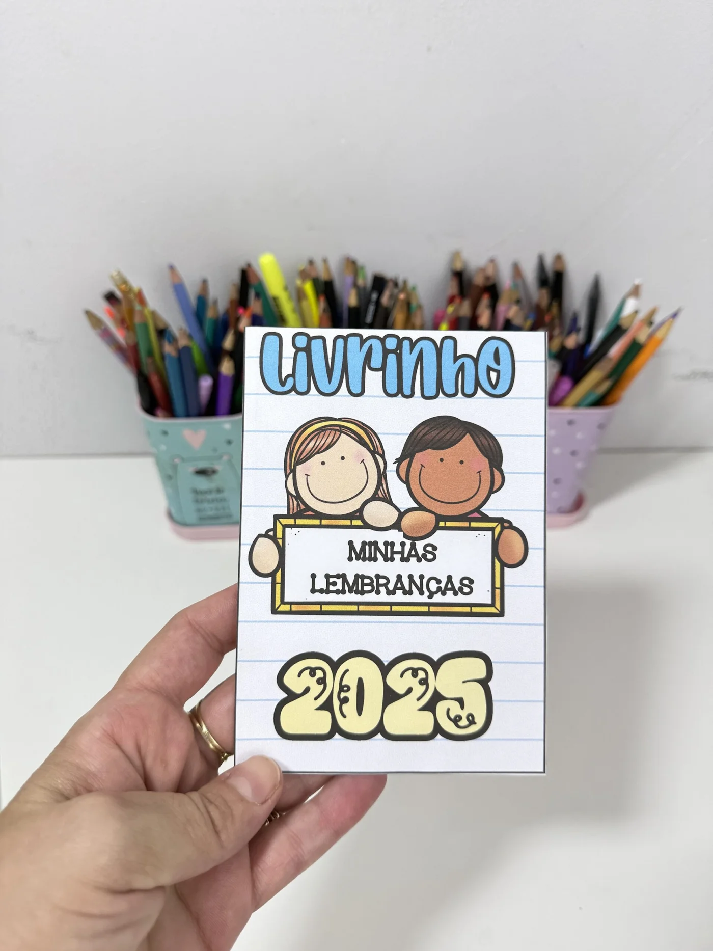 Livrinho minhas lembranças — amostra 5: Registrar memórias é guardar um pedacinho da infância para sempre 🌼✨ Esse livrinho…