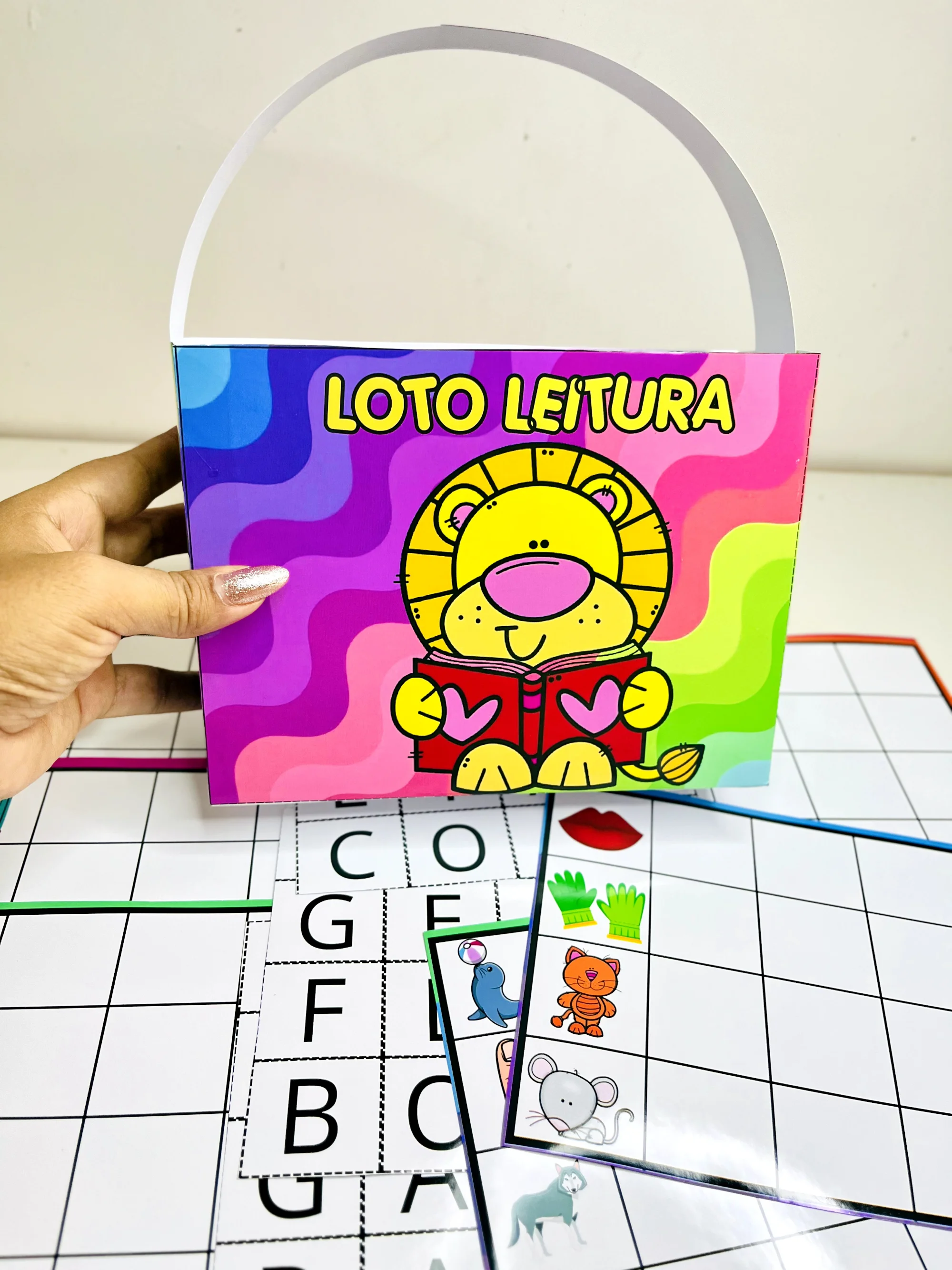 Loto Leitura: Jogo de Alfabetização com Palavras Simples — amostra 1: Loto Leitura com 25 páginas: jogo de palavras simples…