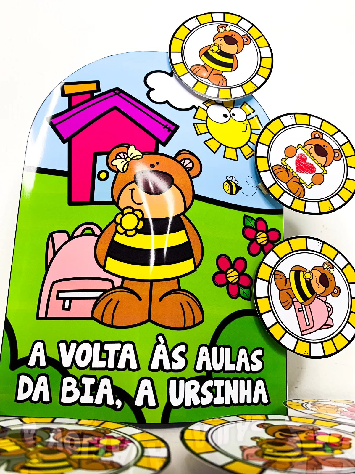 Luva de Contação de Histórias: Bia Volta às Aulas — amostra 2: Uma história cheia de carinho, reencontros e descobertas