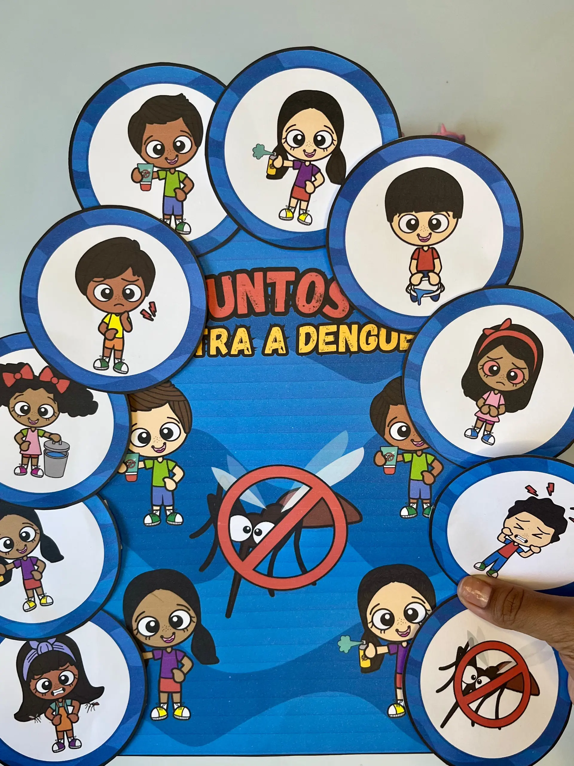 Luva de História Juntos Contra a Dengue – Educação Infantil — amostra 6: 💻 Arquivo digital em PDF para imprimir, recortar…