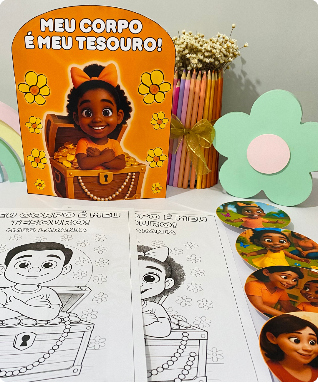 Luva de histórias de Maio Laranja para imprimir — amostra 6: Leve a história de Nina para a sala com uma luva de histórias…