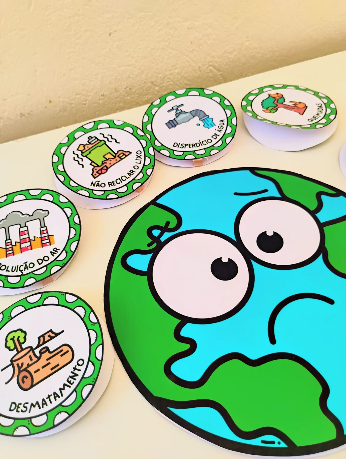 Luva do Meio Ambiente - consciência ambiental — amostra 1: Apresente aos seus alunos a Luva do Meio Ambiente : um recurso…