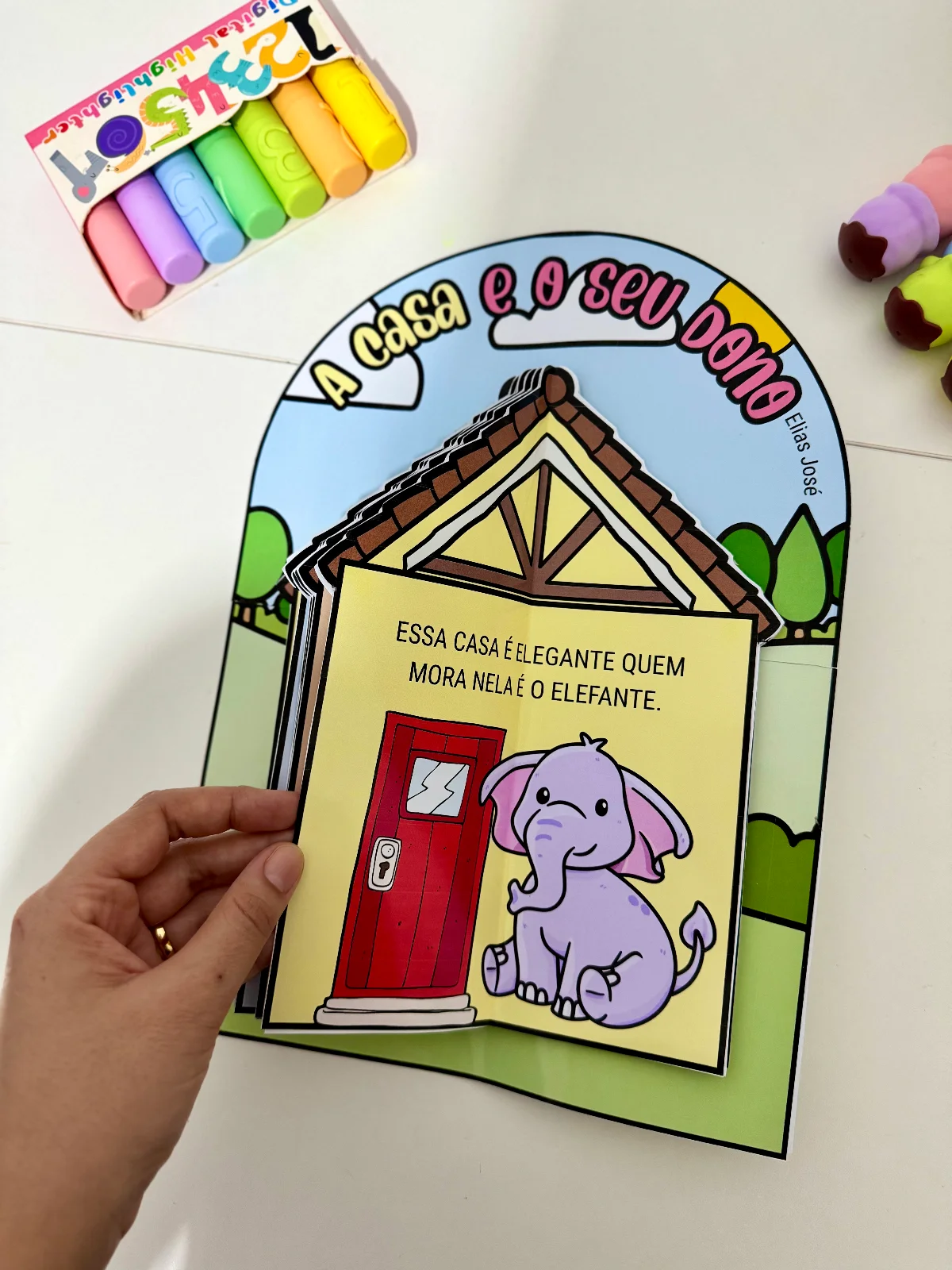 Luva Interativa Poema "A Casa e o Seu Dono" (Elias José) — amostra 7: Dê vida ao poema de Elias José