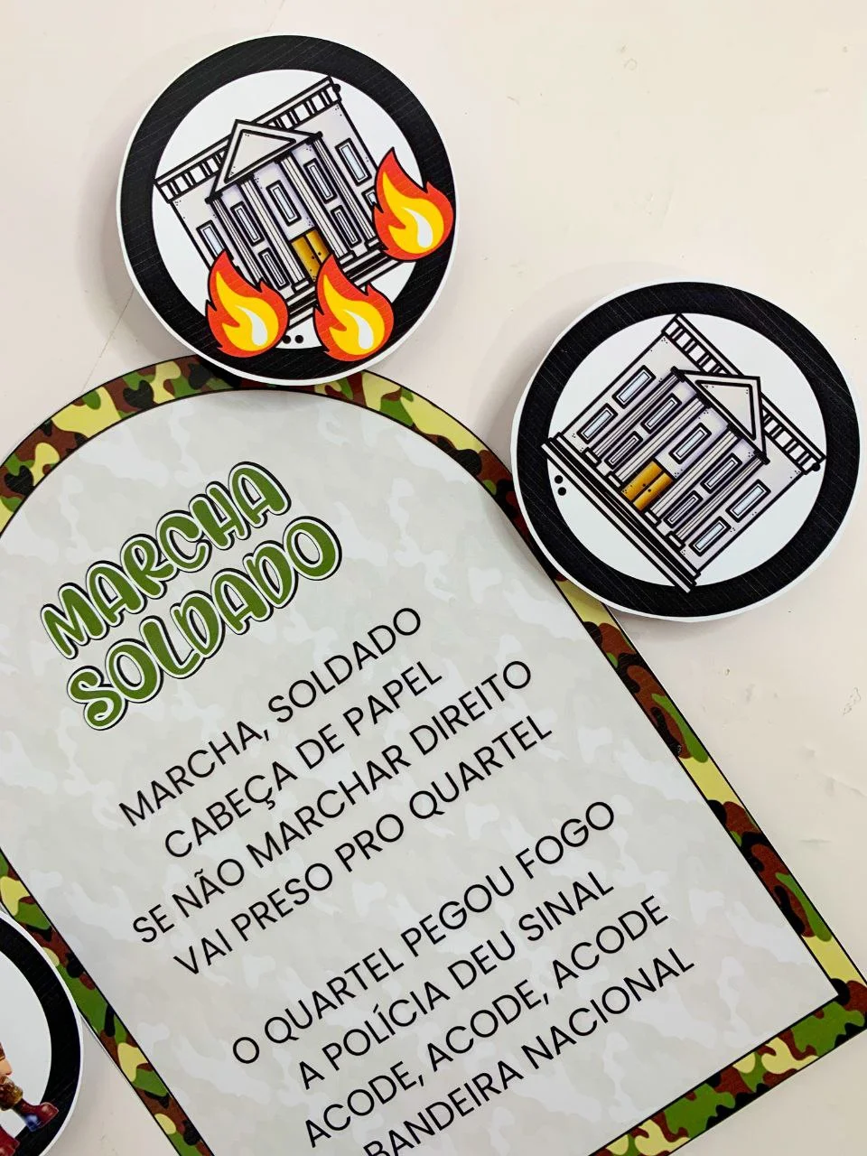 Luva Musical Marcha Soldado | Atividade Interativa para Educação Infantil — amostra 5: A cantiga Marcha Soldado ganha vida…