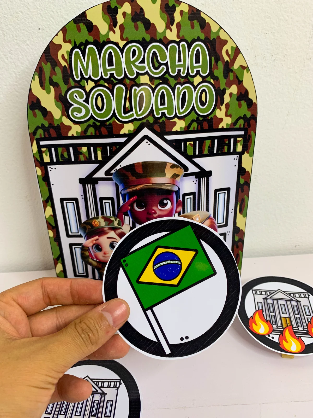 Luva Musical: Marcha Soldado – PDF para Imprimir — amostra 4: A cantiga Marcha Soldado ganha vida com esta proposta que une…