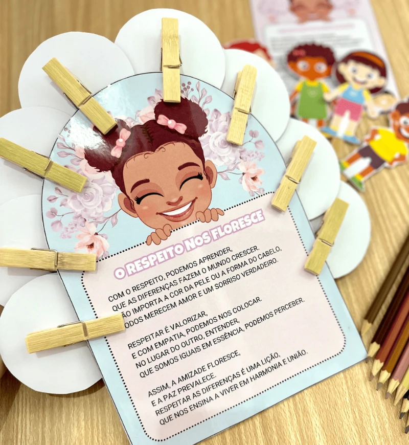 Luva Pedagógica Consciência Negra com Poema e Cartaz — amostra 1: Luva pedagógica para trabalhar a Consciência Negra