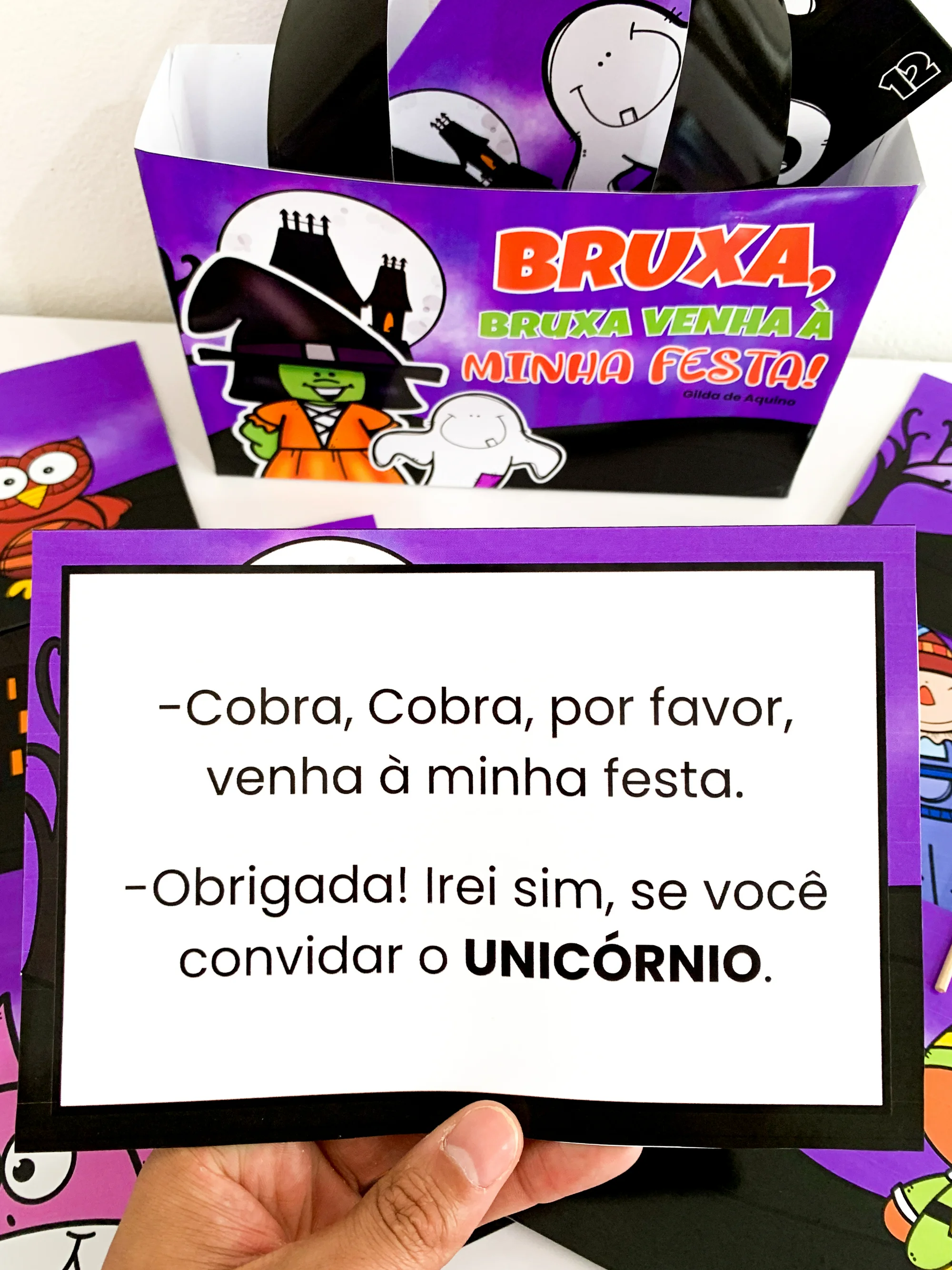Maleta Bruxa, Bruxa Venha à Minha Festa – História Infantil — amostra 3: Maleta temática de Halloween com 16 fichas…
