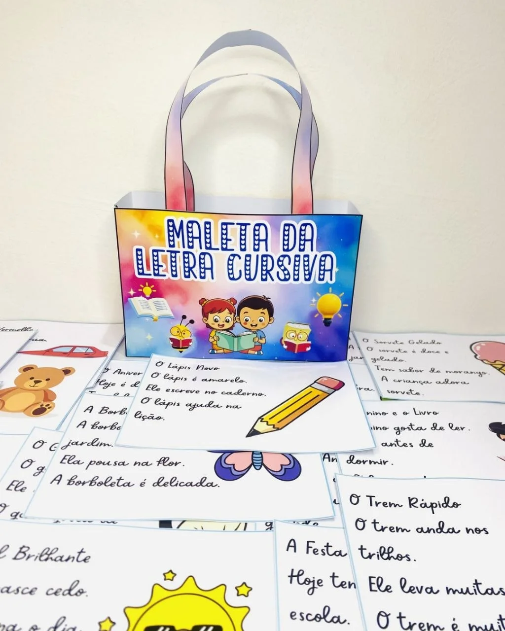 Maleta da Letra Cursiva Educação infantil — amostra 2: Uma forma prática e divertida de trabalhar a escrita cursiva com as…