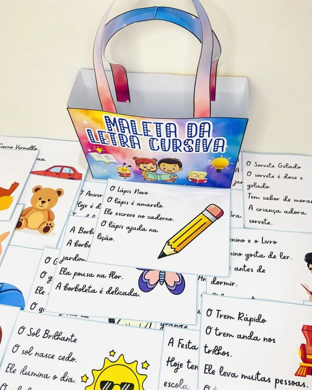 Maleta da Letra Cursiva Educação infantil — amostra 4: Uma forma prática e divertida de trabalhar a escrita cursiva com as…