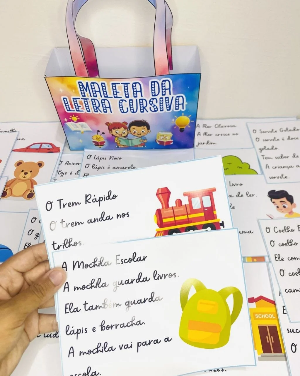 Maleta da Letra Cursiva Educação infantil — amostra 5: Uma forma prática e divertida de trabalhar a escrita cursiva com as…