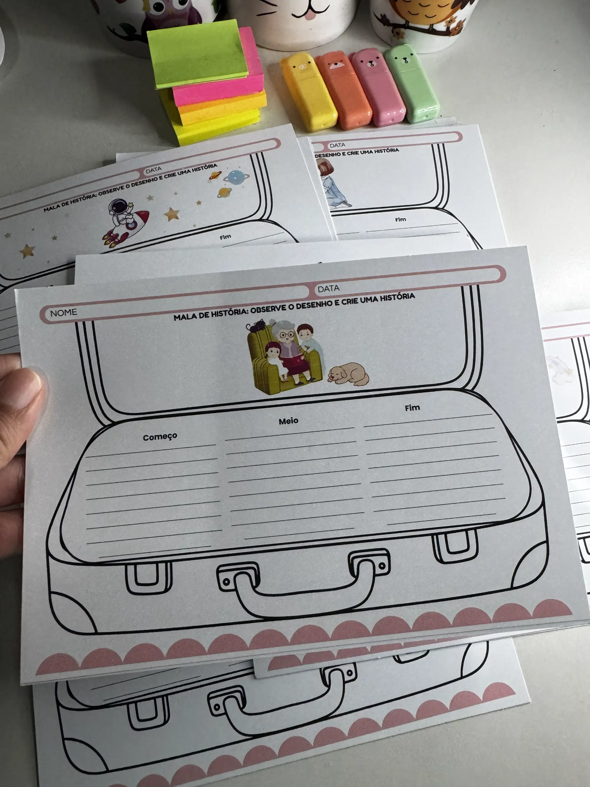 Maleta de Histórias: Kit de escrever história, — amostra 5: Atividades ilustradas "Mala de História" para incentivar a…