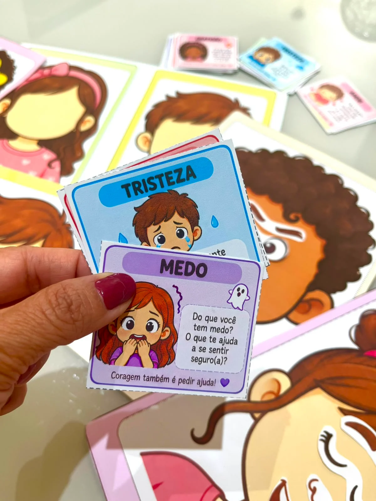 🌈 MEU MUNDO DE EMOÇÕES - INFANTIL E ANOS INICIAIS — capa do material