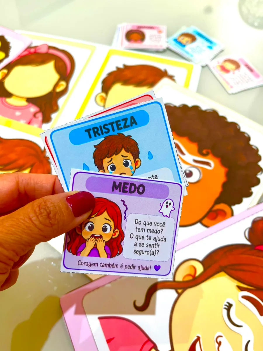 Meu Rosto das Emoções - Educação Infantil — amostra 5: Com rostinhos divertidos, expressões variadas e atividades…