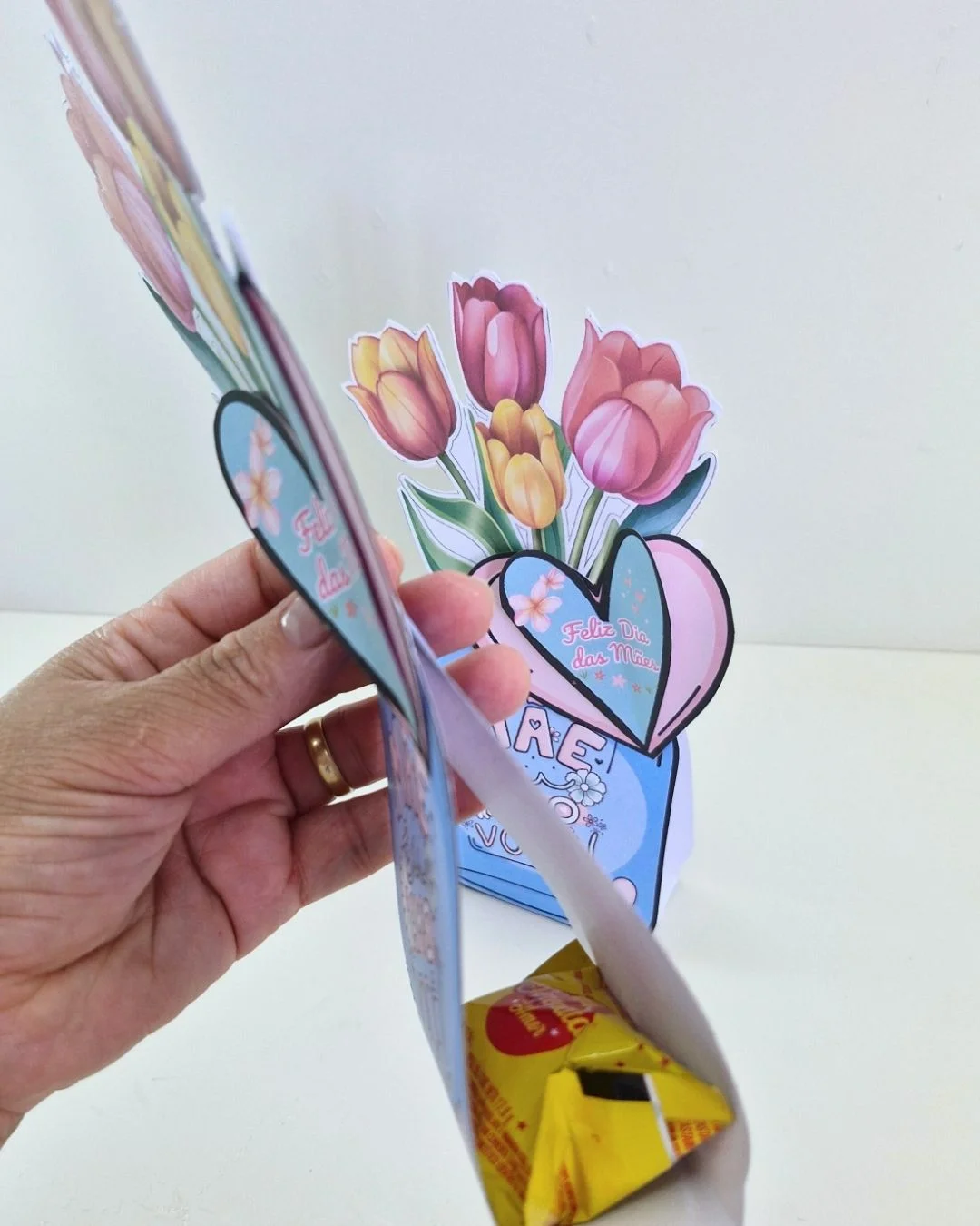 Mimo Dia das Mães – Pote de Flores – PDF para Imprimir — amostra 2: Arquivo digital em PDF, pronto para imprimir e montar Mimo Dia das Mães – Pote de Flores – PDF para Imprimir — amostra 2: Arquivo digital em PDF, pronto para imprimir e montar