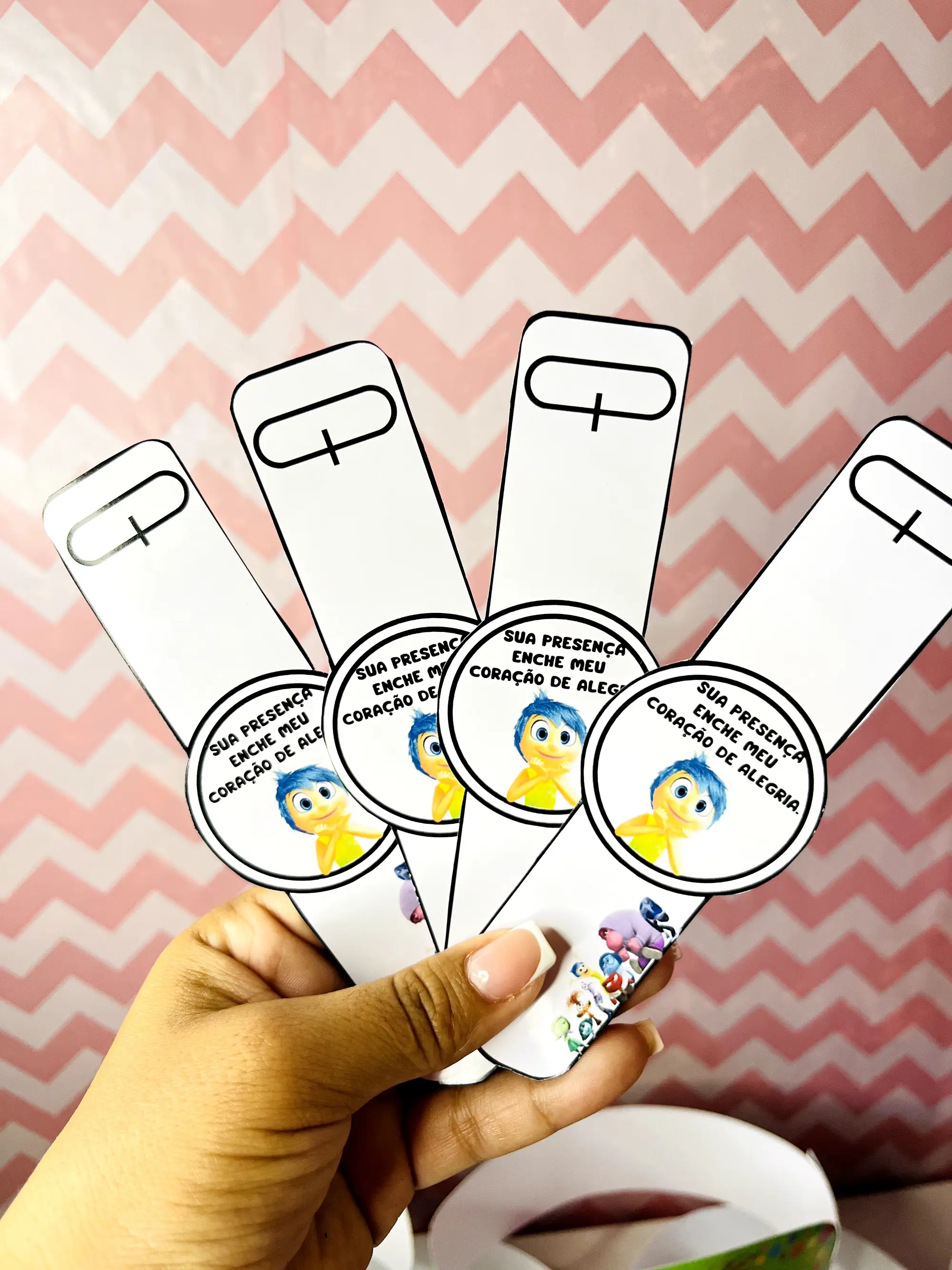 Mini Kit Volta às Aulas Divertidamente – Coroas, Relógio e Cartão — amostra 1: Mini kit temático para tornar a volta às…