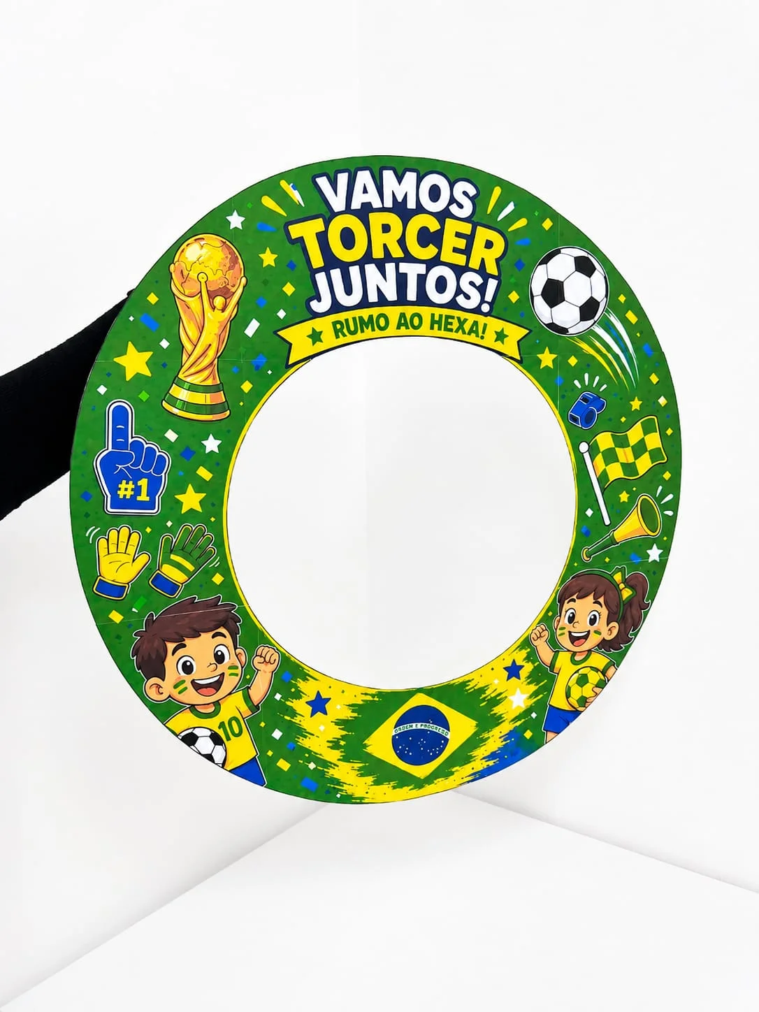 Moldura Bambolê Copa do Mundo – PDF para Imprimir — amostra 4: Deixe a torcida ainda mais animada com esse lindo bambolê…