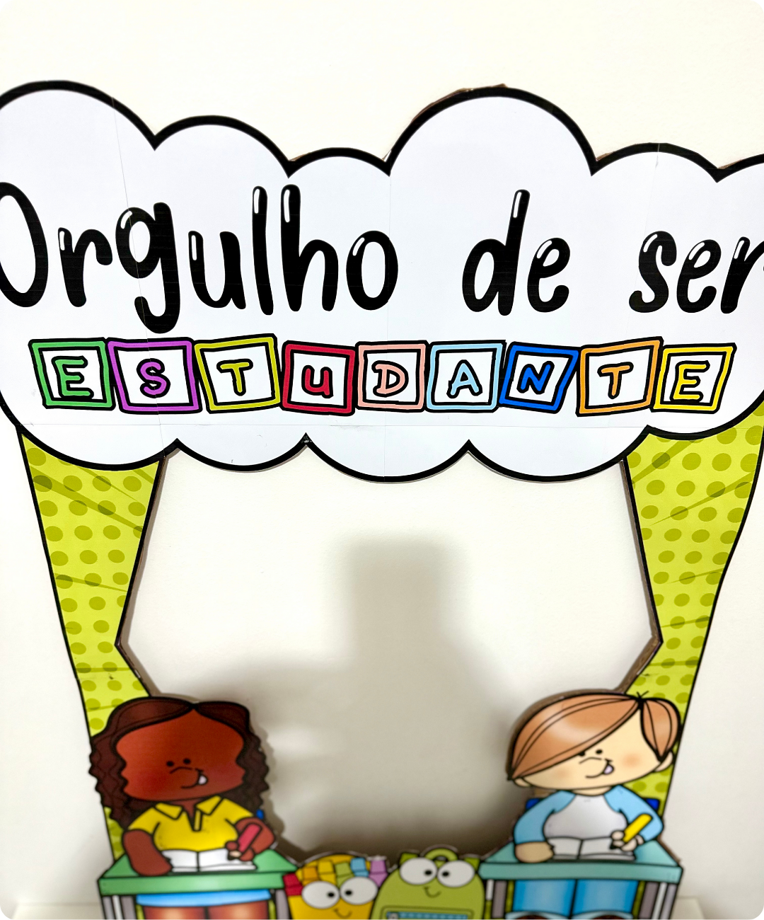 Moldura de Dia do Estudante para imprimir – Infantil e Anos Iniciais — amostra 6: Prepare um espaço para fotografar a turma…