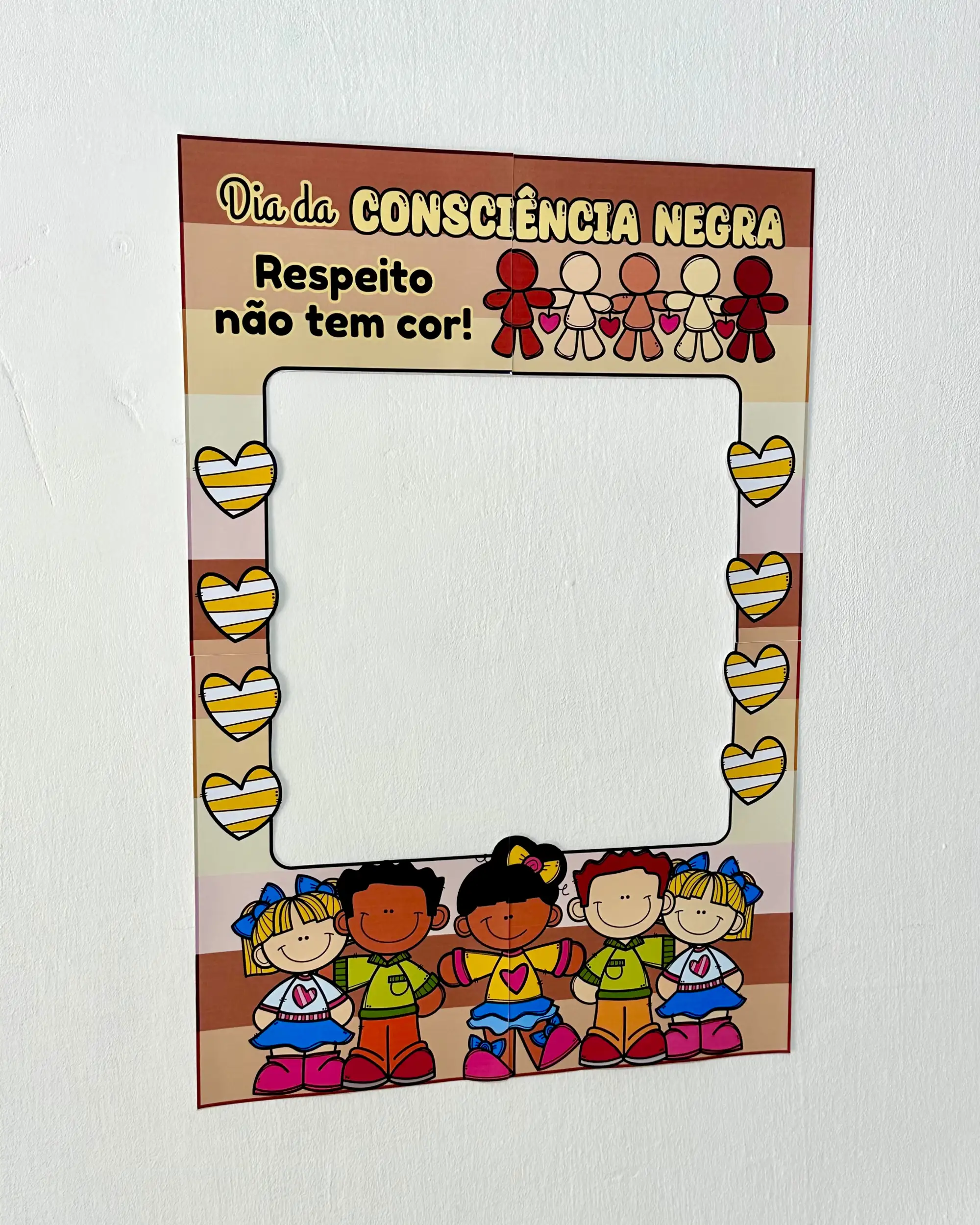Moldura Dia da Consciência Negra para Educação Infantil — amostra 5: Moldura ampliada para fotos do Dia da Consciência… Moldura Dia da Consciência Negra para Educação Infantil — amostra 5: Moldura ampliada para fotos do Dia da Consciência…