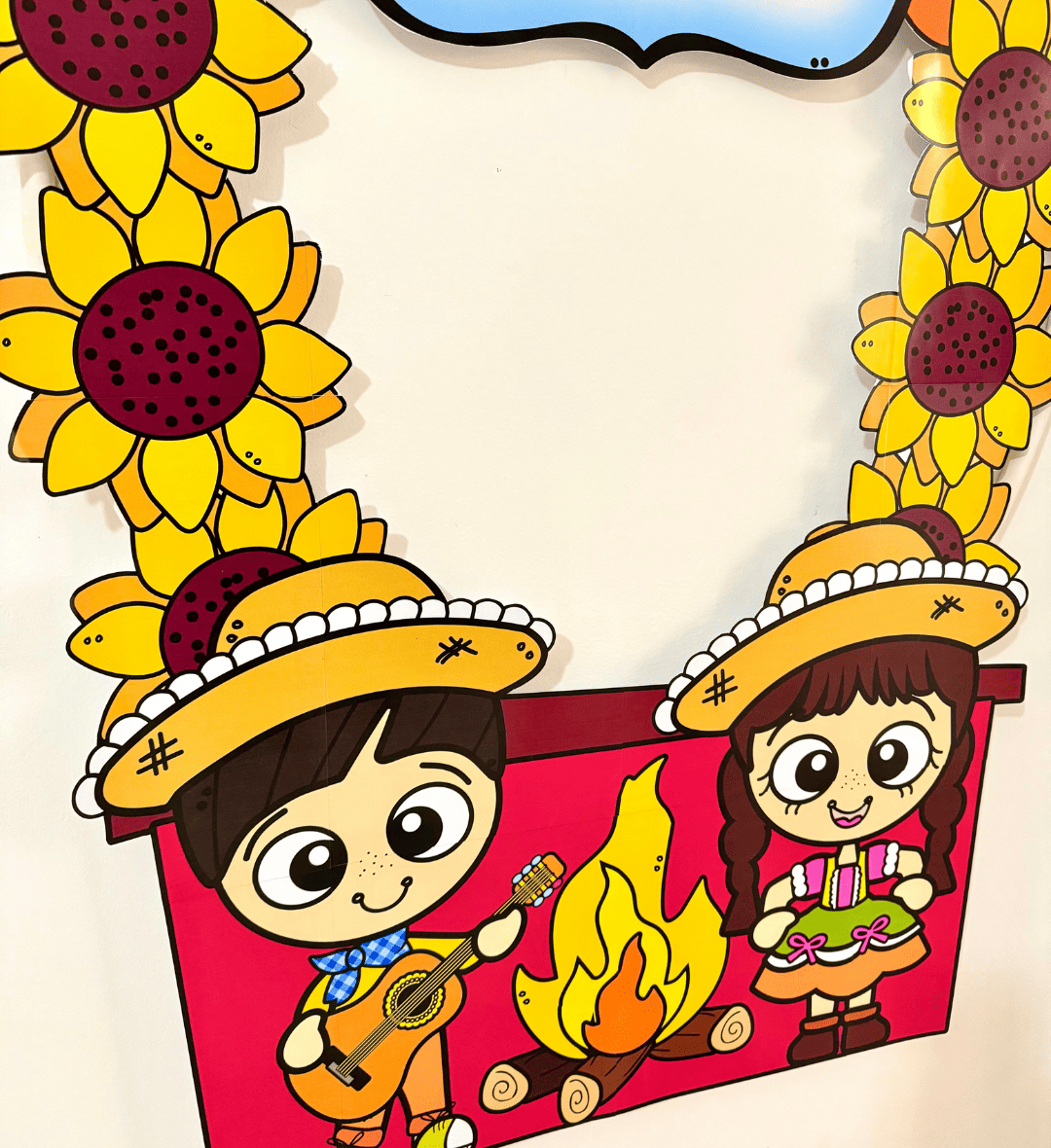 Moldura para Foto Festa Junina em PDF para Imprimir — amostra 3: Como usar na escola