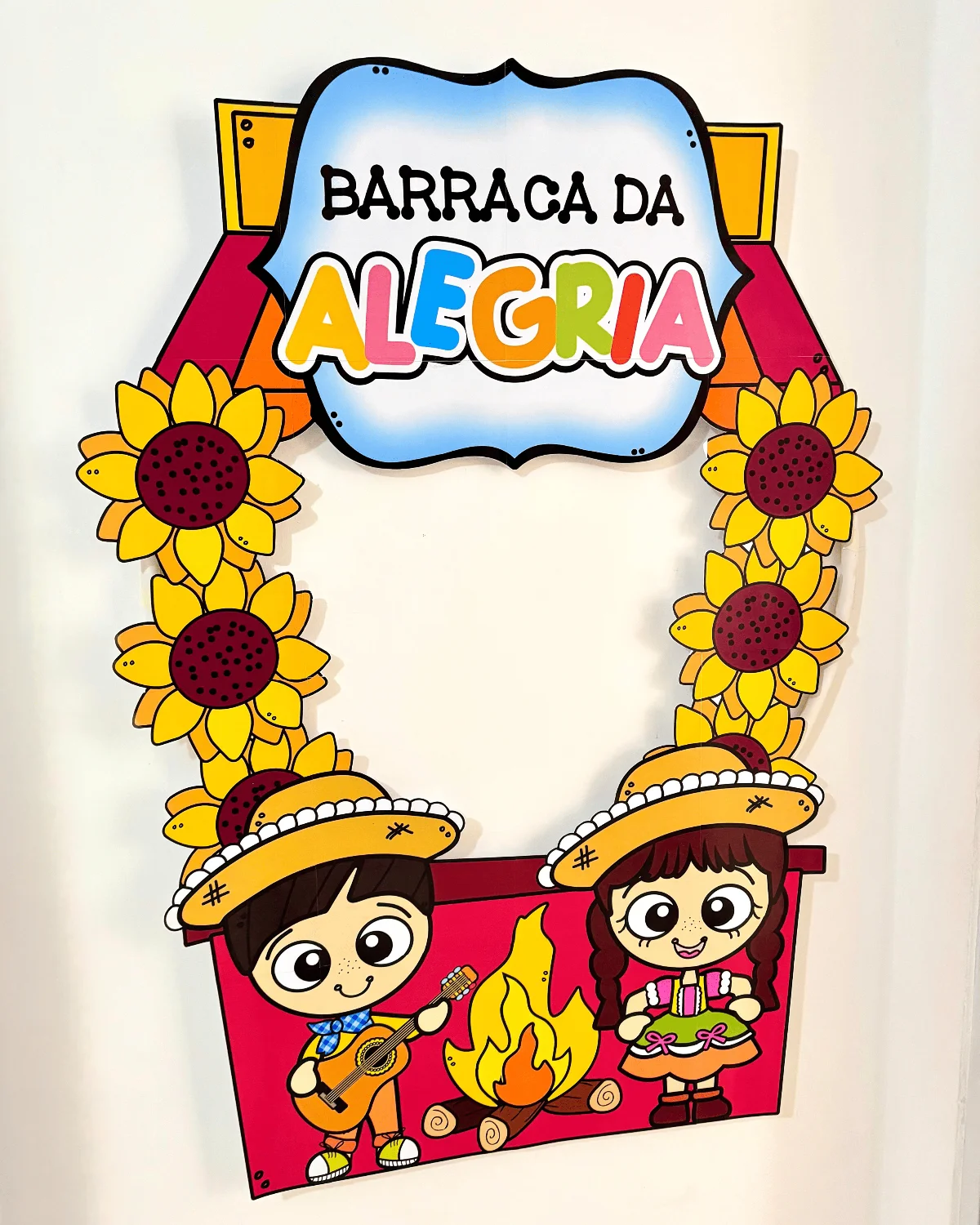 Moldura para fotos - Festa Junina – PDF para Imprimir — Datas comemorativas para Educação Infantil: O material já vai…