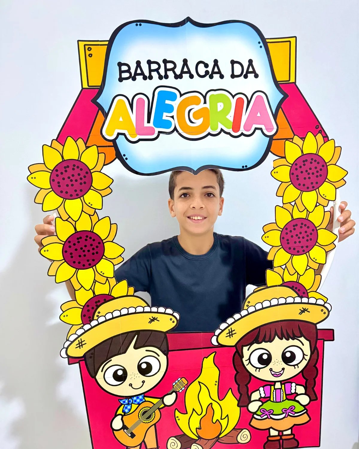 Moldura para Fotos - Tema Festa Junina – PDF para Imprimir — capa do material