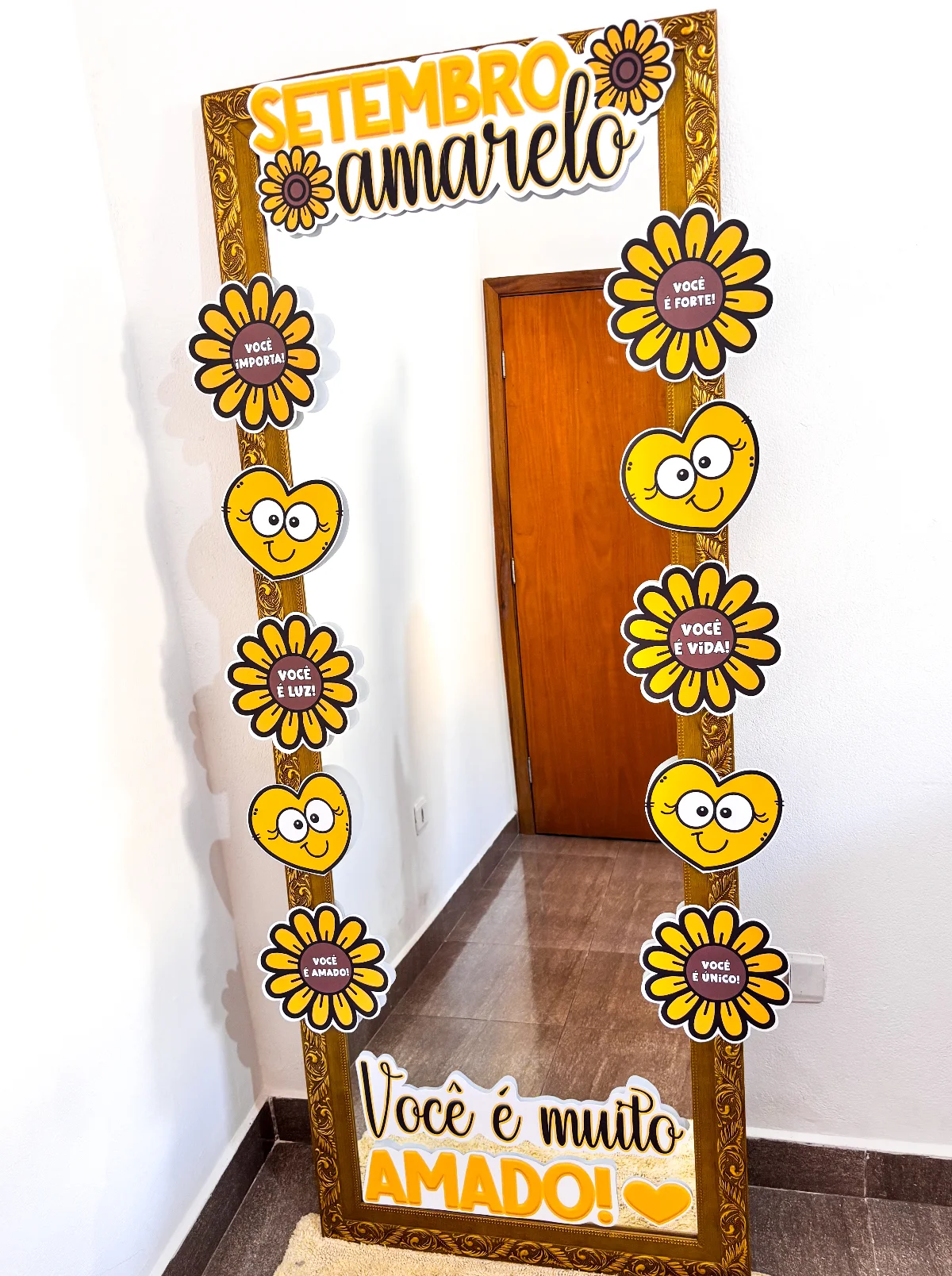Moldura Setembro Amarelo – PDF para Imprimir — amostra 3: Um detalhe cheio de significado para o Setembro Amarelo