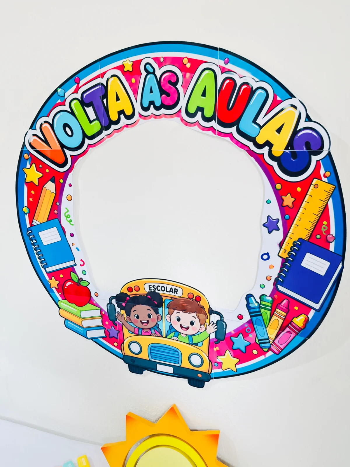 Moldura Volta às Aulas — amostra 1: Receba seus alunos com criatividade e registre momentos inesquecíveis