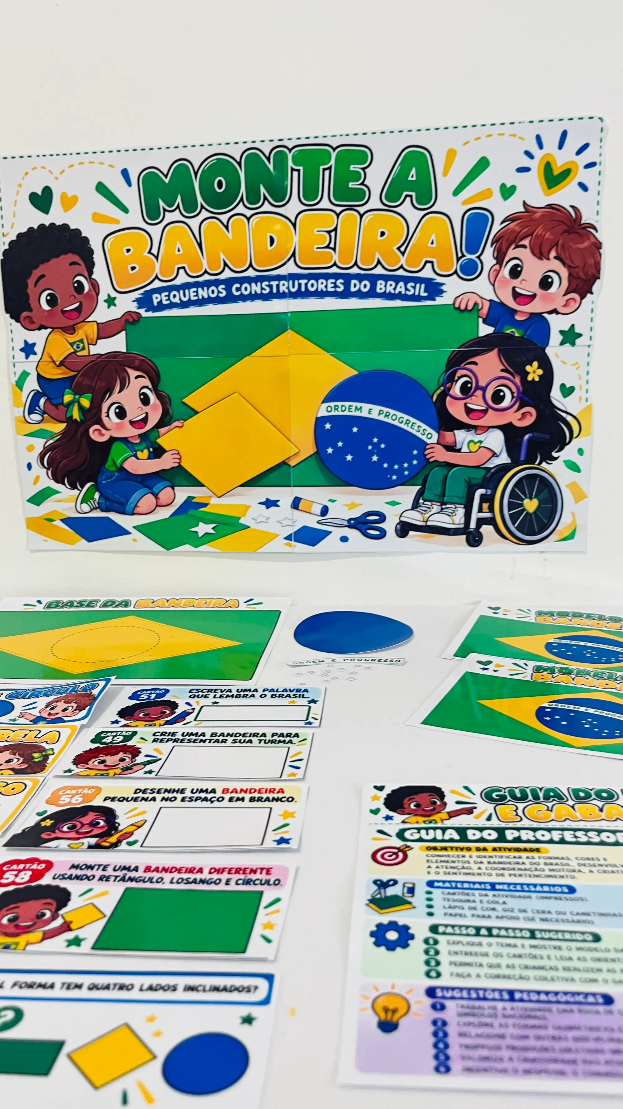 Monte a Bandeira do Brasil – Kit Interativo com 60 Cards — amostra 2: Kit Monte a Bandeira do Brasil com 60 cards, painel,…