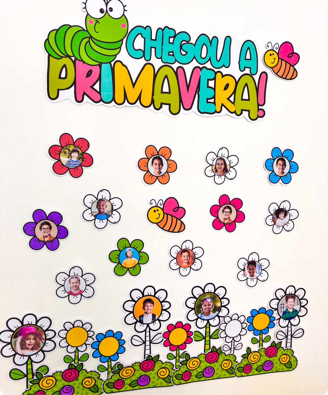 Mural de primavera para imprimir — amostra 6: Prepare um espaço dedicado à primavera com um painel em PDF para imprimir