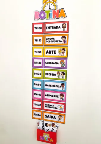 Mural Rotinas Organizadas para o Ensino Fundamental 1 — amostra 6: Com horários claros e atividades comuns em instituições…