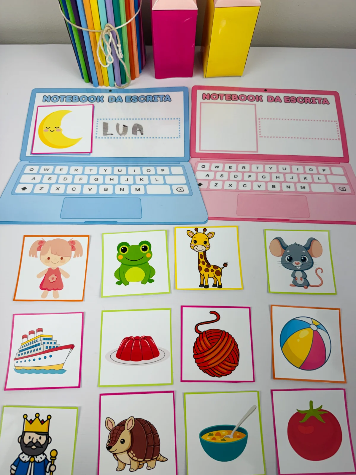 Notebook da Escrita - Aprender a Escrever Brincando! — amostra 1: O material desenvolve: Notebook da Escrita - Aprender a Escrever Brincando! — amostra 1: O material desenvolve: