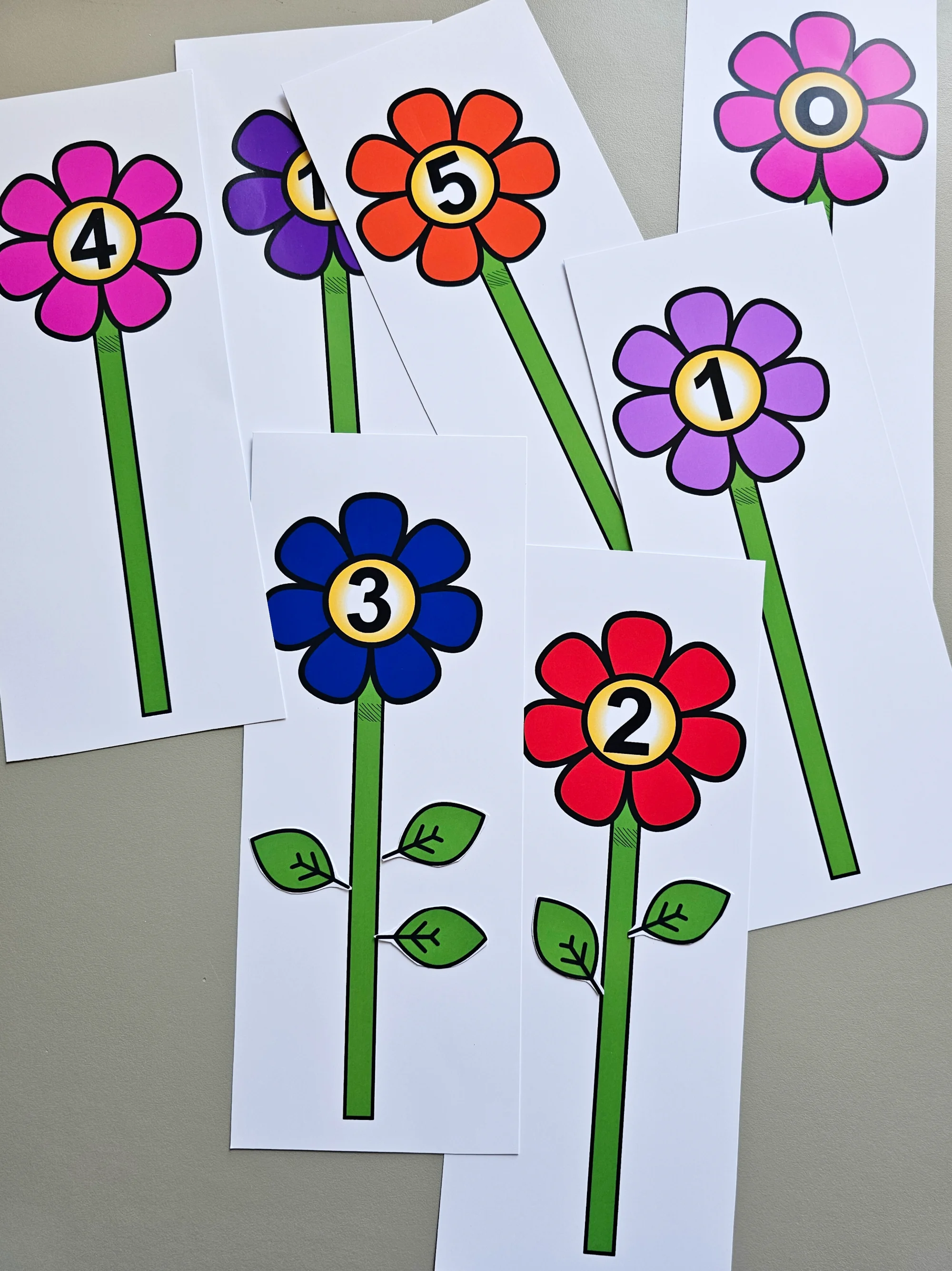 NUMERAIS FLORES 🌸 - ATIVIDADE LÚDICA PRIMAVERA — amostra 4: Com a atividade Numerais Flores , as crianças aprendem brincando NUMERAIS FLORES 🌸 - ATIVIDADE LÚDICA PRIMAVERA — amostra 4: Com a atividade Numerais Flores , as crianças aprendem brincando