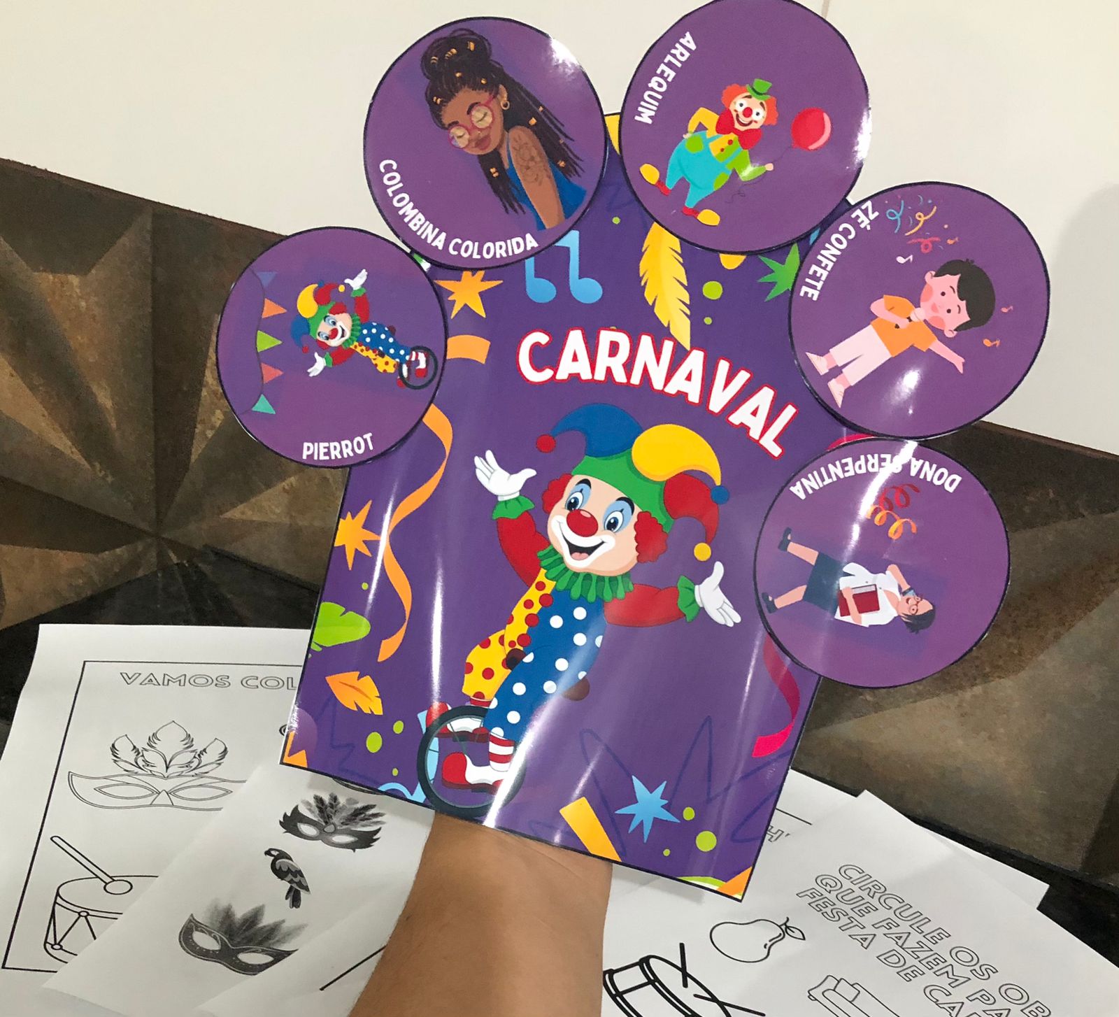 O bloco da alegria – história na luva para o carnaval! – PDF para Imprimir | Educação Infantil — amostra 1: Sobre o O BLOCO…