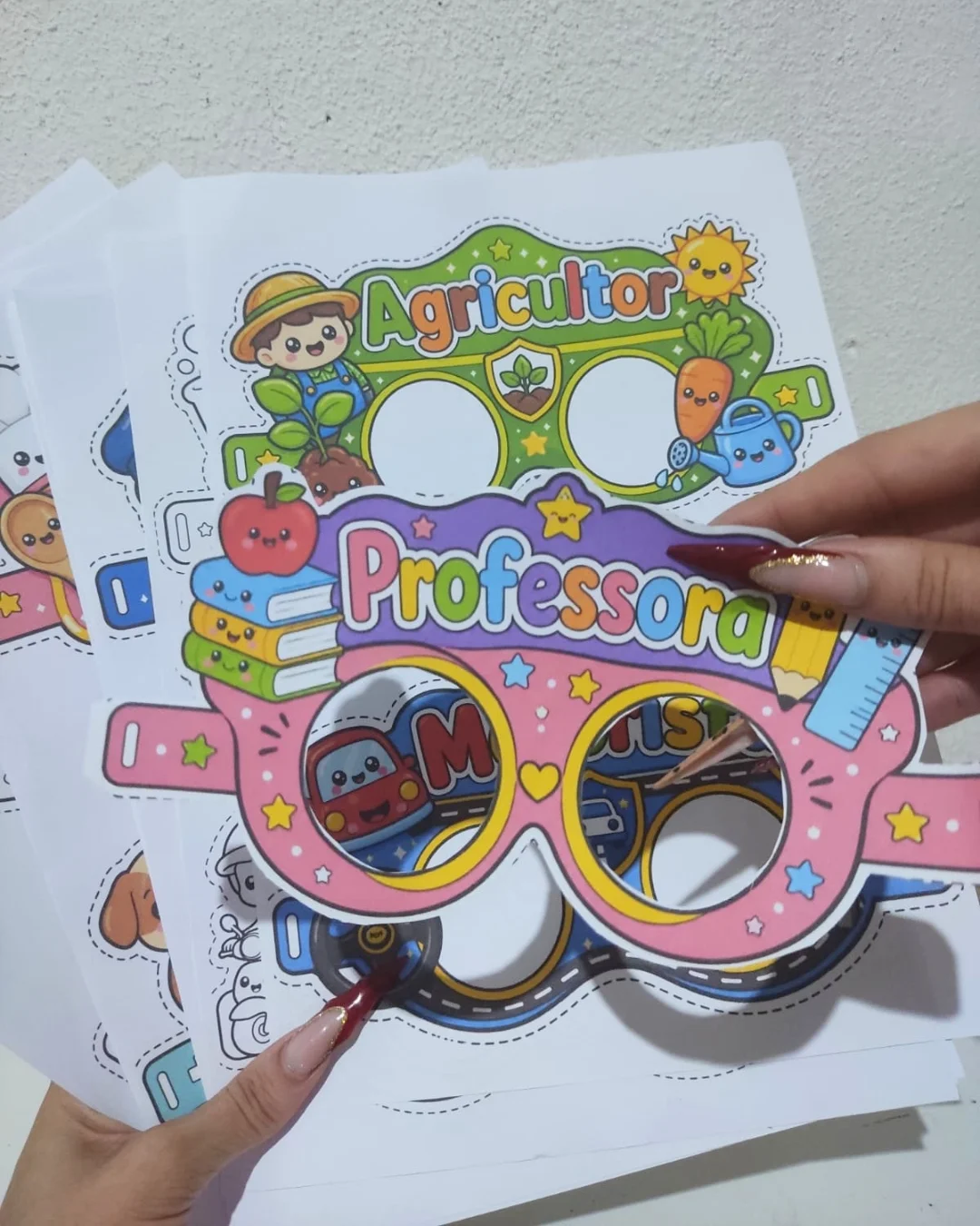 Óculos das profissões — amostra 1: ÓCULOS DAS PROFISSÕES Uma atividade pedagógica criativa e super divertida para trabalhar…