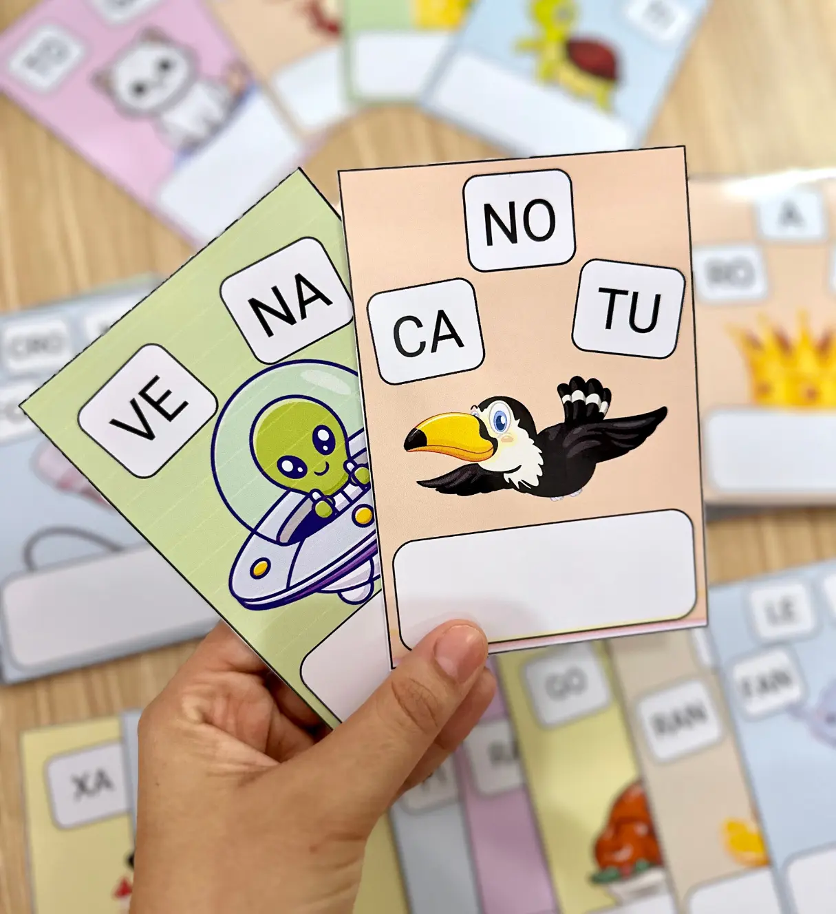 Ordenação de Sílabas: Sílabas Malucas com 72 Fichas — amostra 3: Como usar em sala de aula