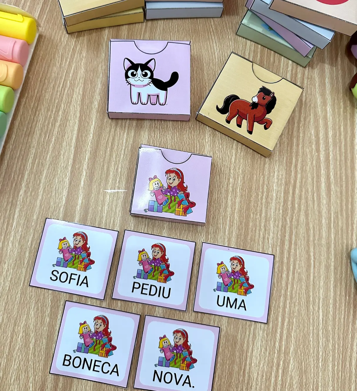 Organização de frases: caixinha com palavras para alfabetização — amostra 3: Como usar em sala de aula