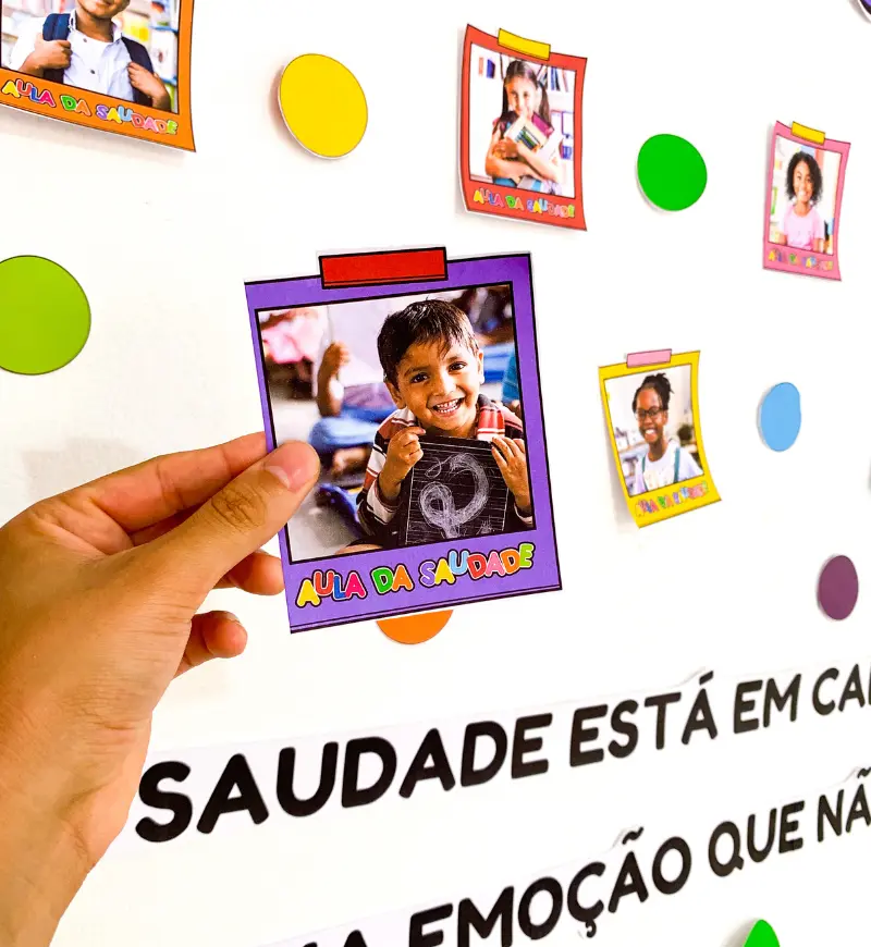 Painel Aula da Saudade - Divertidamente – PDF para Imprimir — amostra 2: Formato e entrega