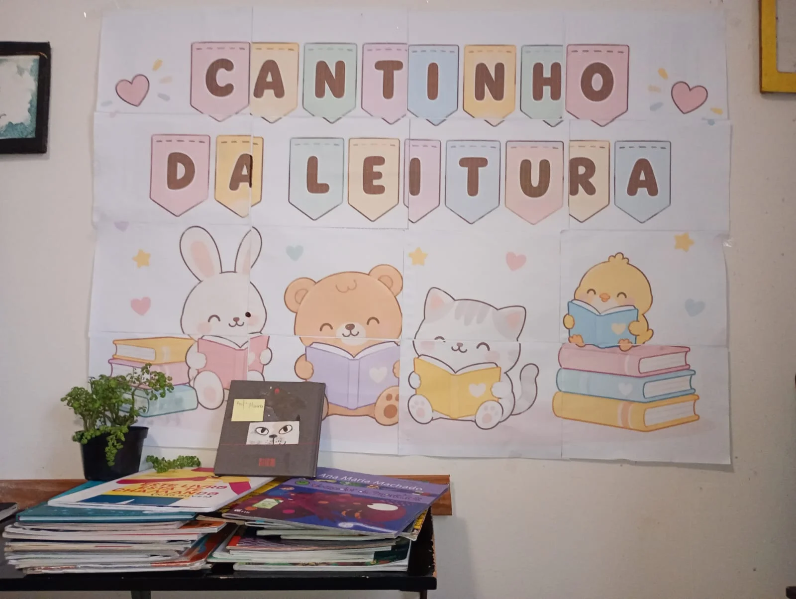 Painel cantinho da leitura educação infantil e anos iniciais — amostra 5: Painel para sala de aula, para desenvolver o…
