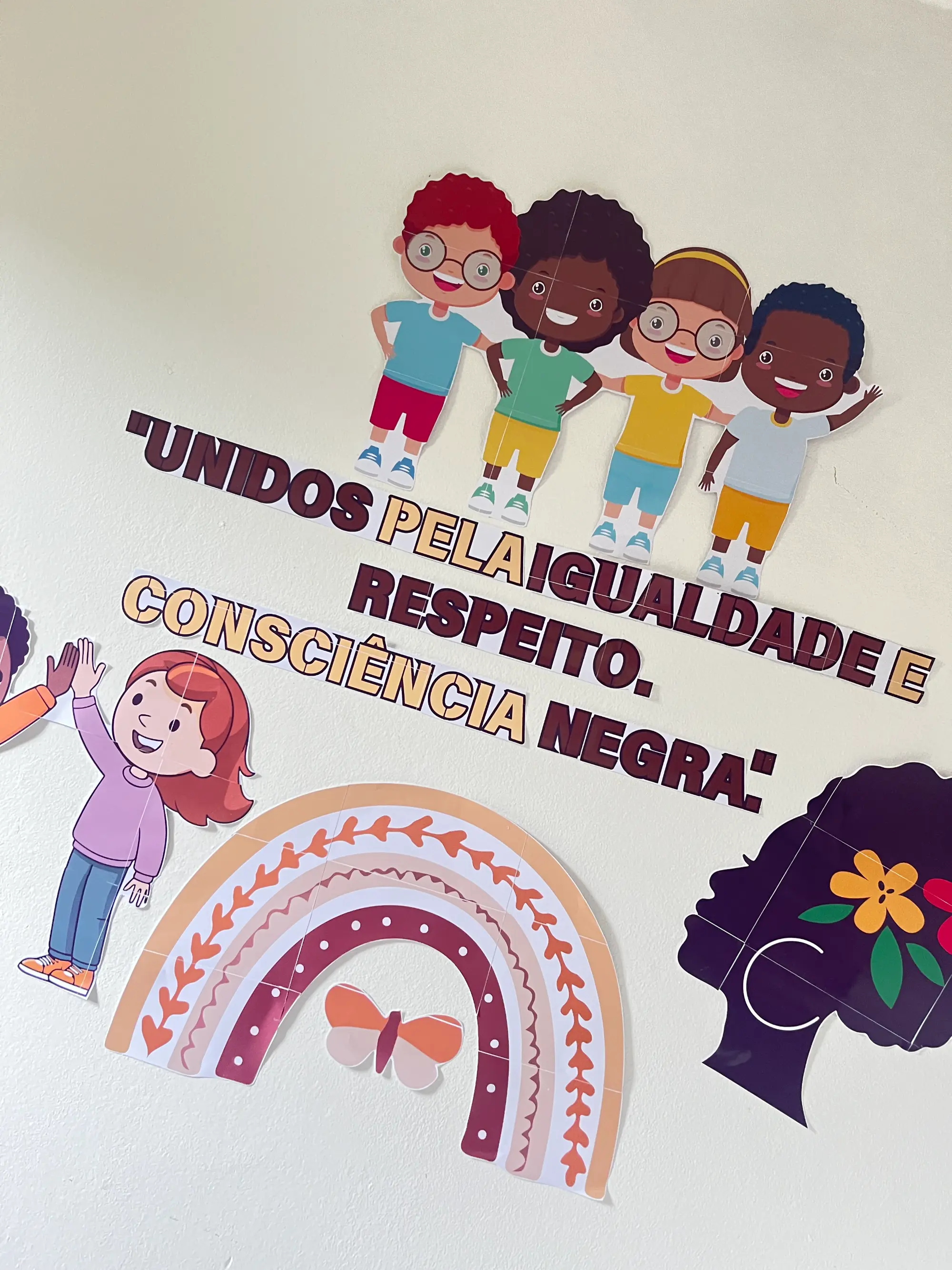 Painel Consciência Negra – Unidos pela Igualdade e Respeito — amostra 2: Painel temático da Consciência Negra com a…