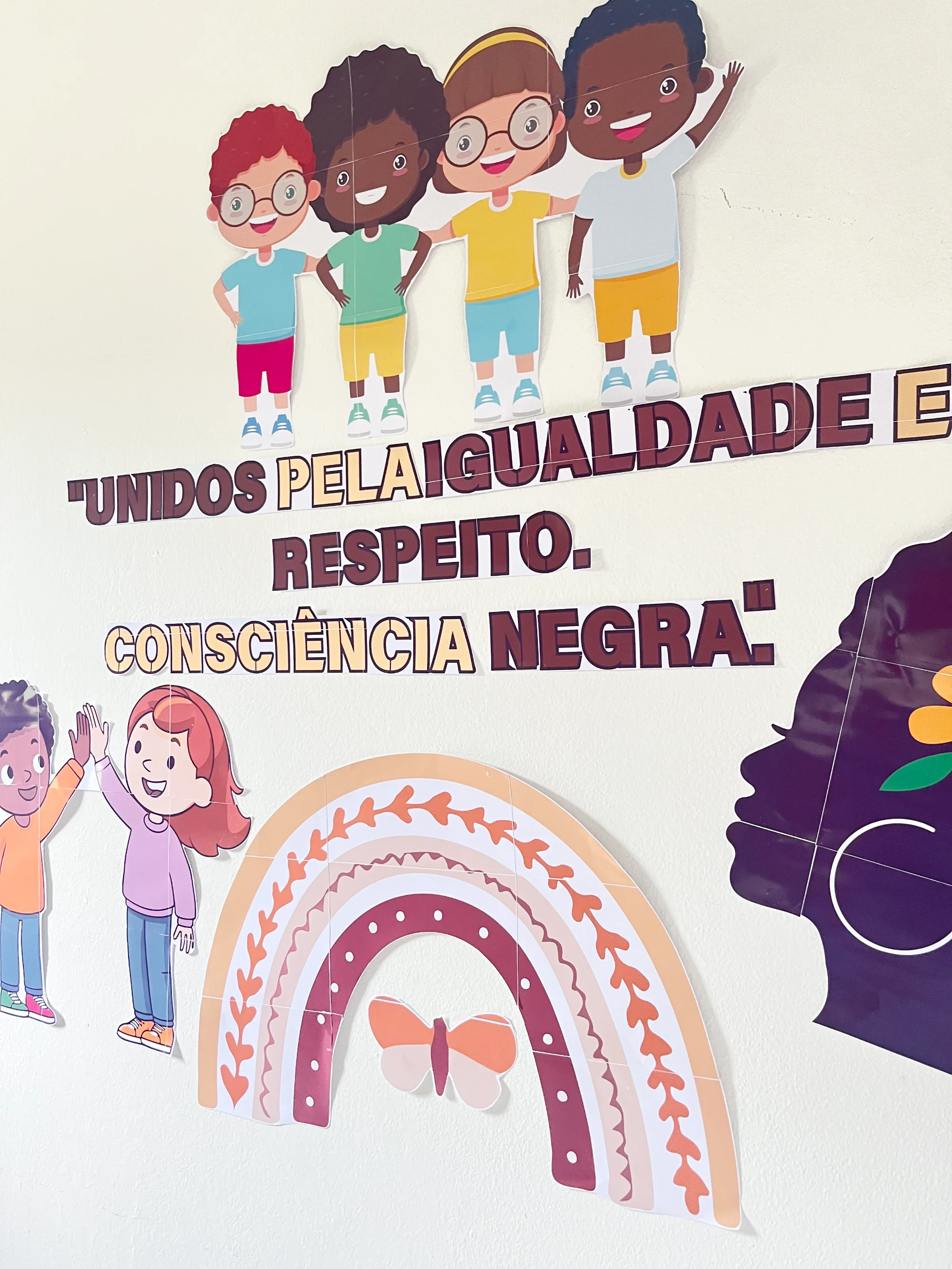 Painel Consciência Negra – Unidos pela Igualdade e Respeito — amostra 4: Painel temático da Consciência Negra com a…