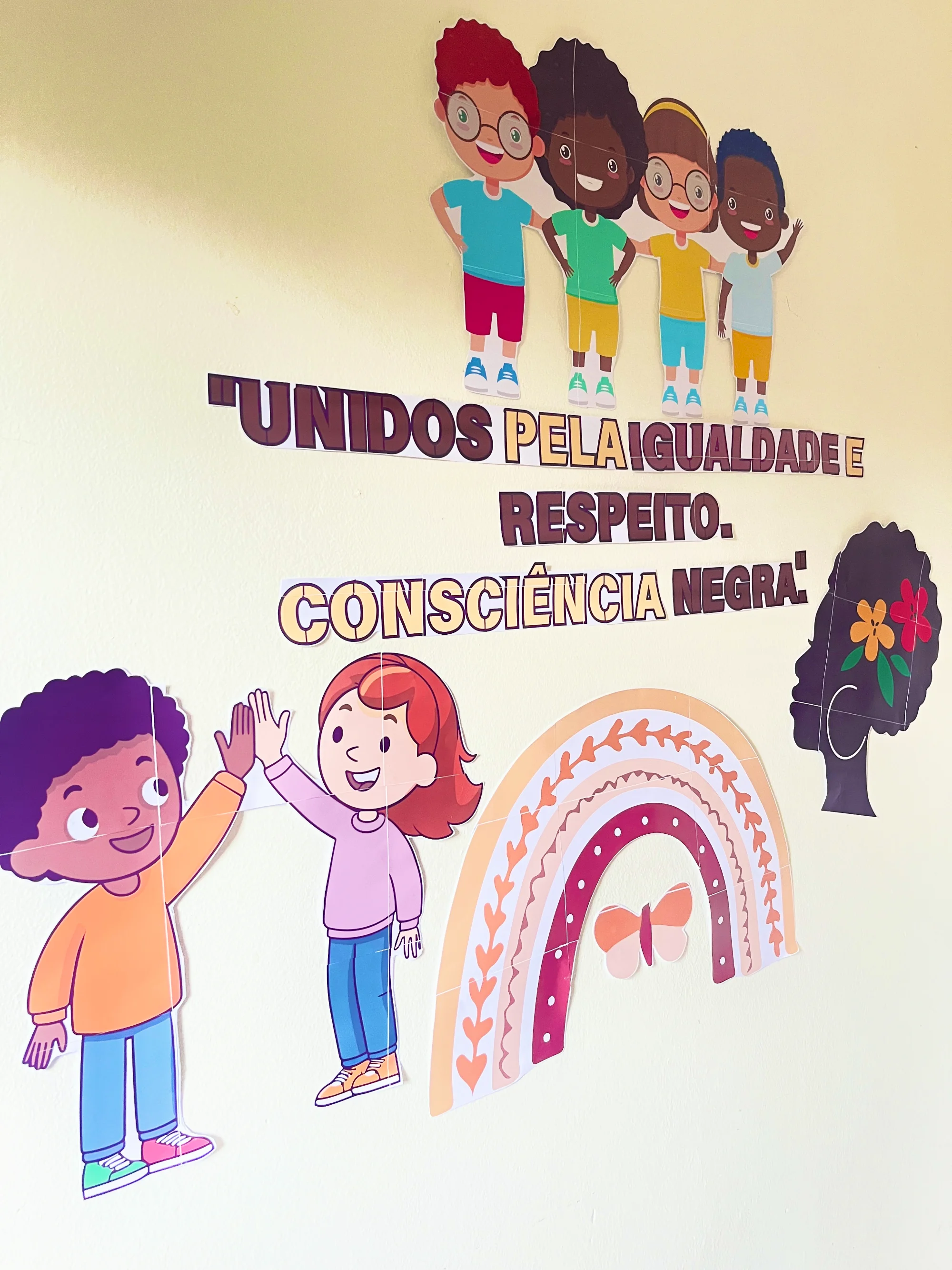 Painel Consciência Negra – Unidos pela Igualdade e Respeito — amostra 5: Painel temático da Consciência Negra com a…